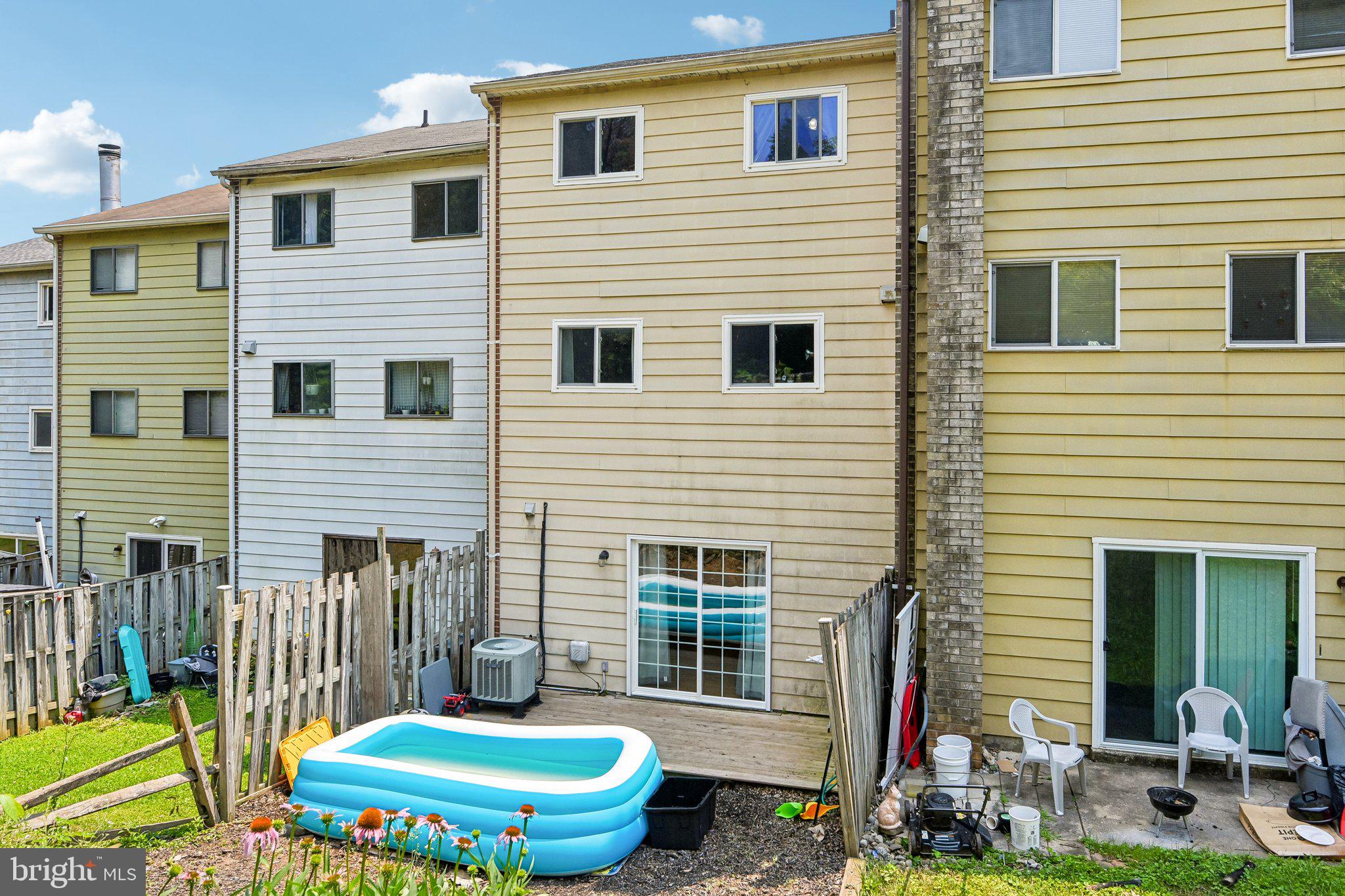 FRIENDLY ACRES - Residential