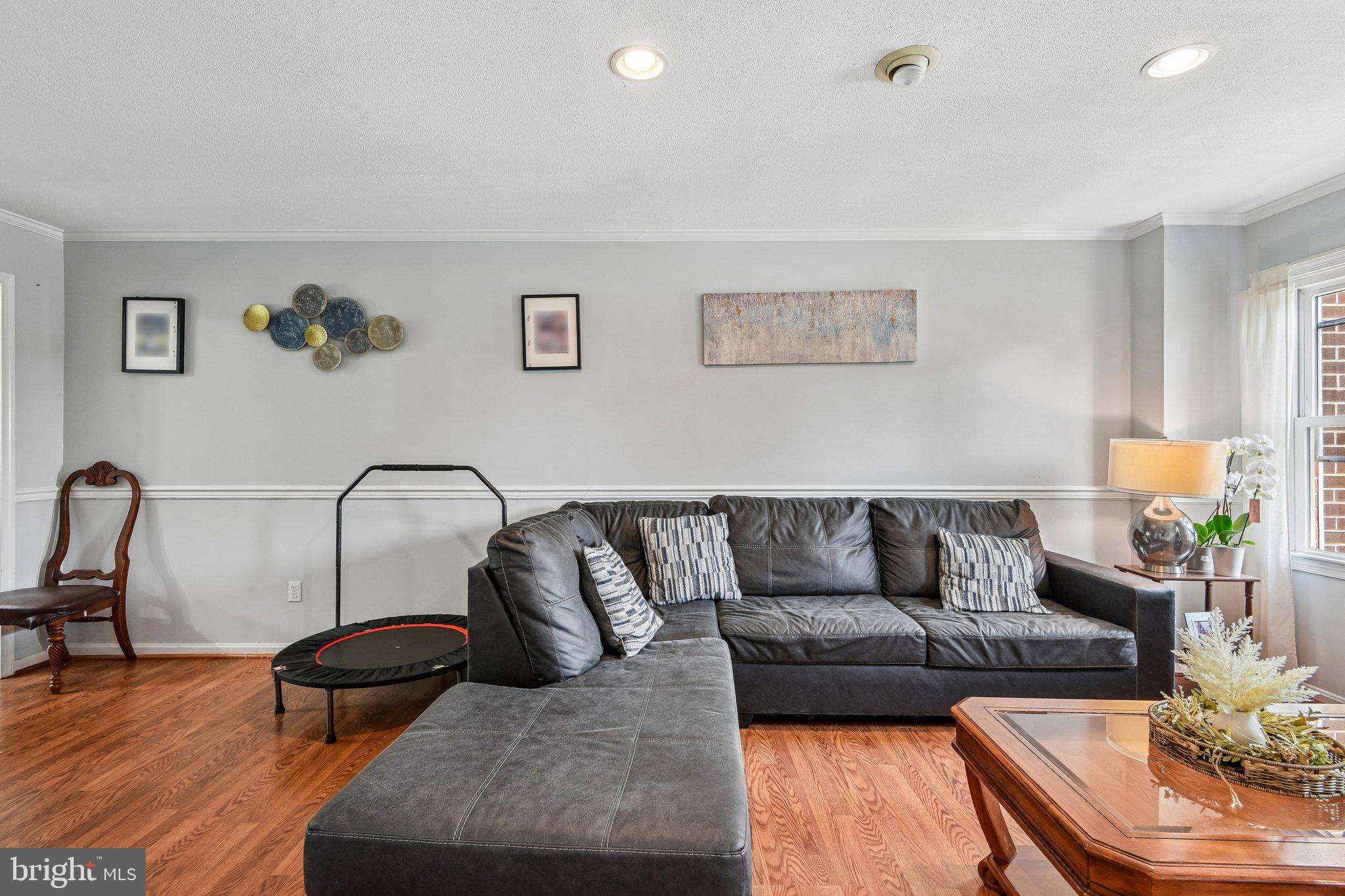 FRIENDLY ACRES - Residential