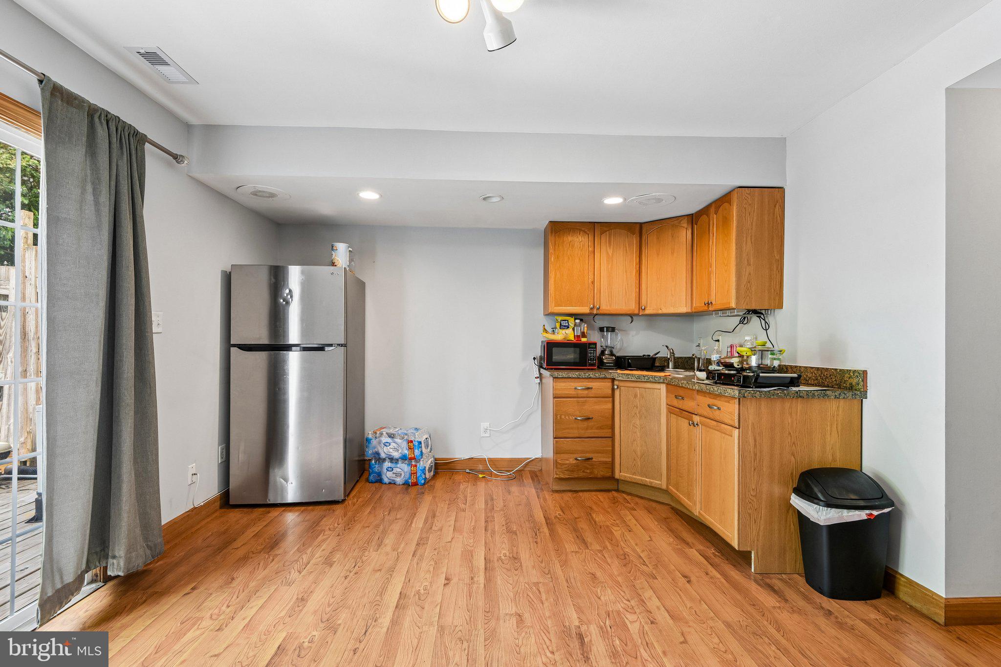 FRIENDLY ACRES - Residential