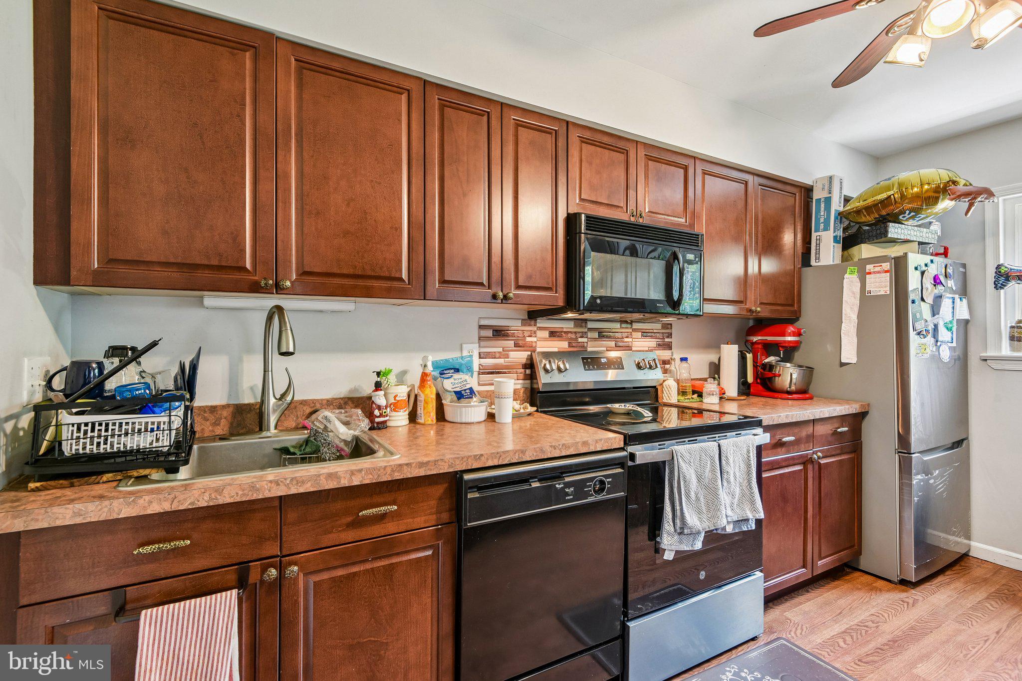FRIENDLY ACRES - Residential