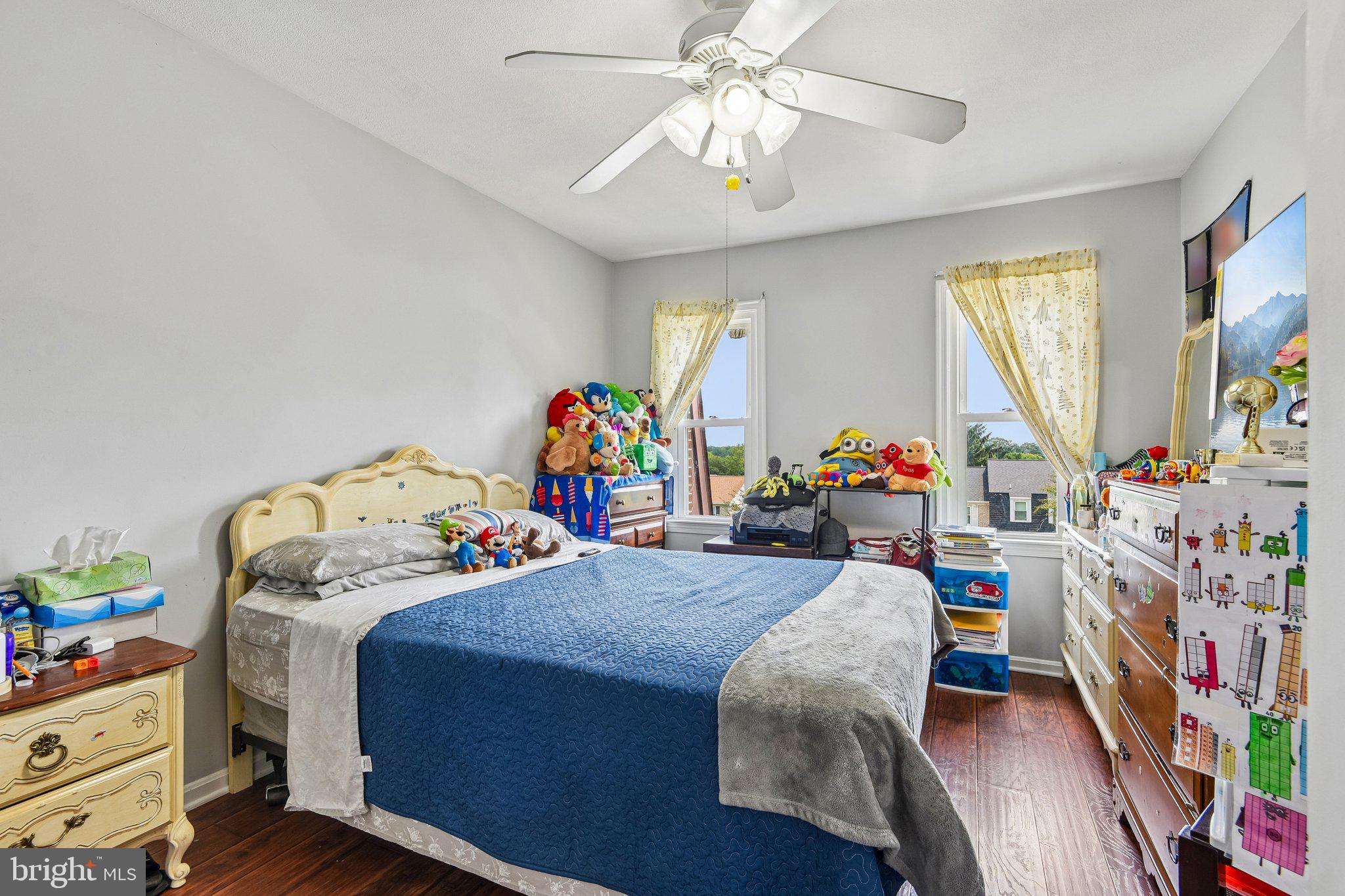 FRIENDLY ACRES - Residential