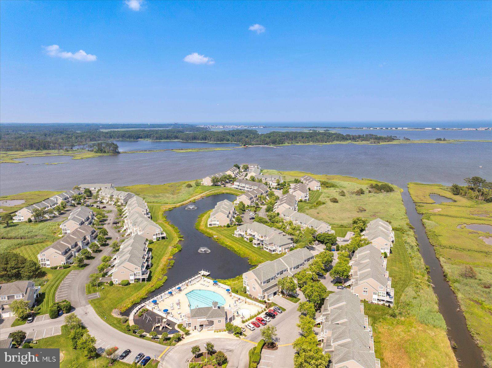 BAYVILLE SHORES - Residential