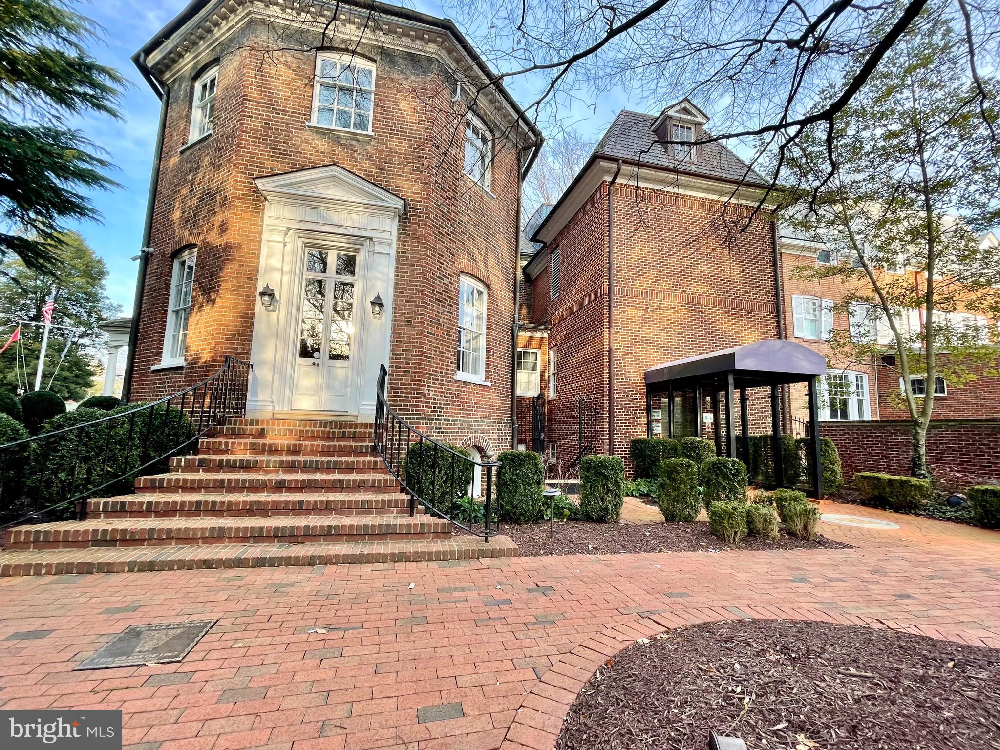 HISTORIC DISTRICT - Residential