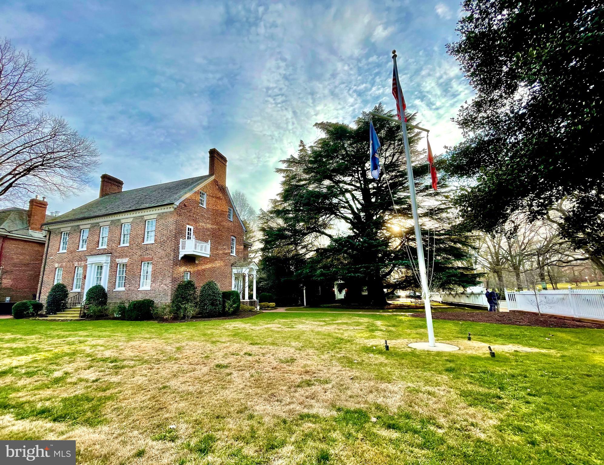 HISTORIC DISTRICT - Residential
