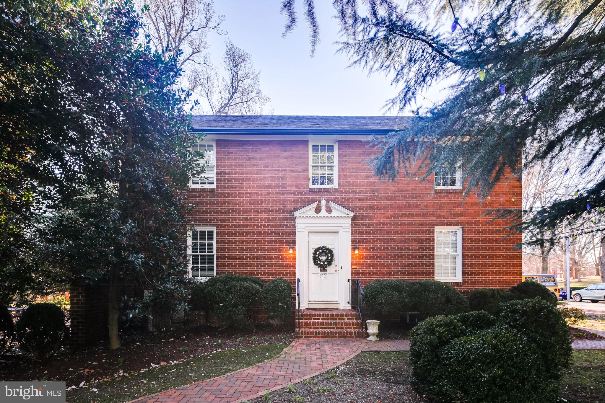 HISTORIC DISTRICT - Residential