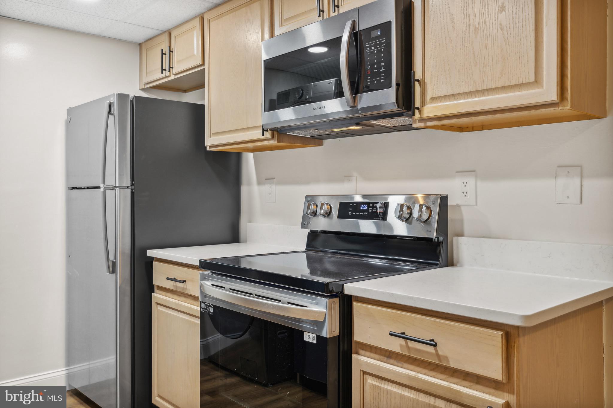 HIGHPOINTE - Residential