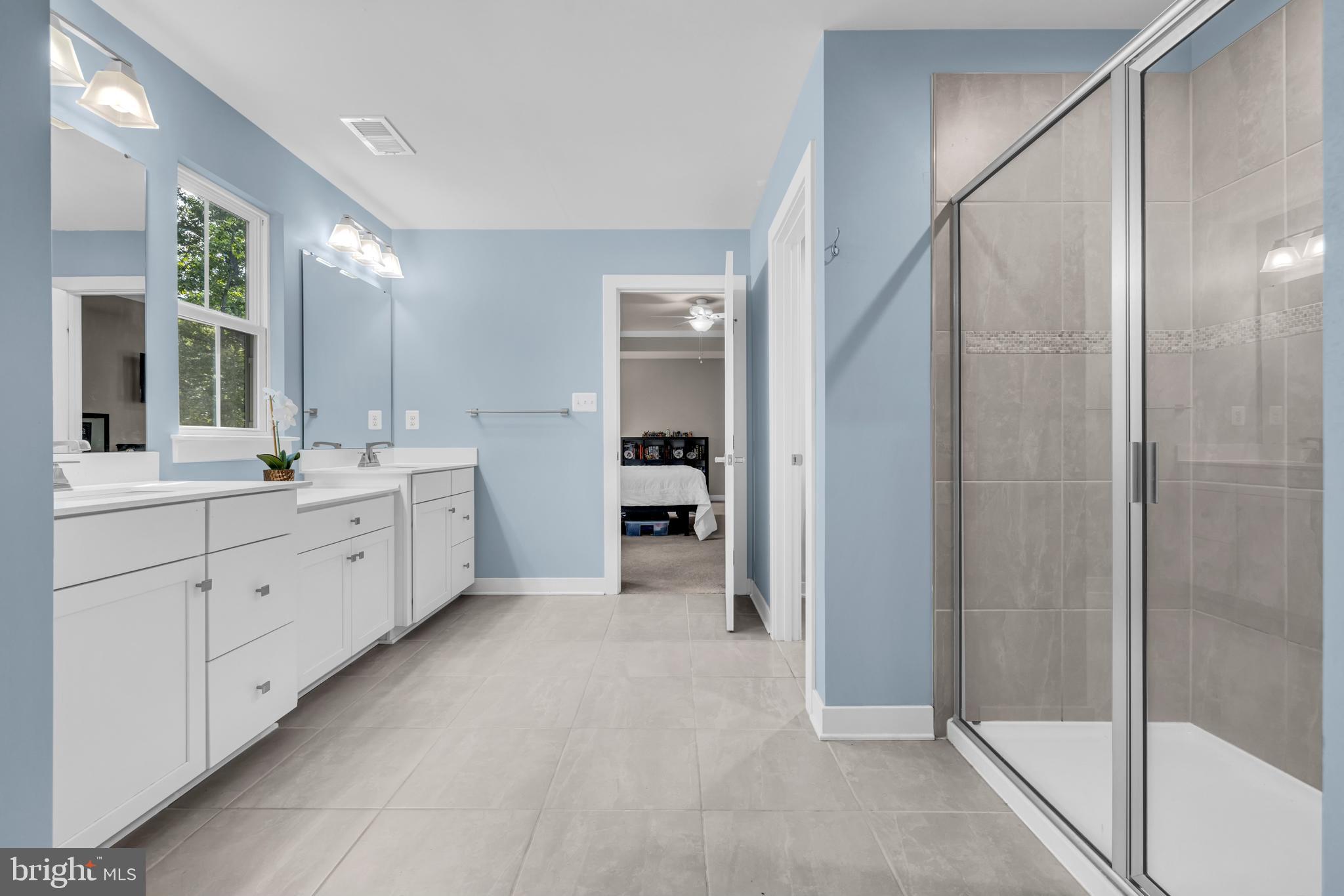 PERRY'S RETREAT - Residential