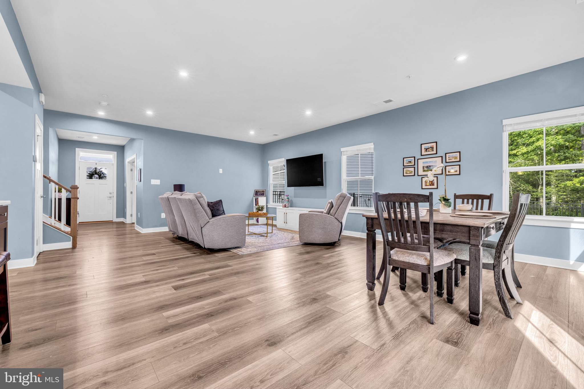 PERRY'S RETREAT - Residential