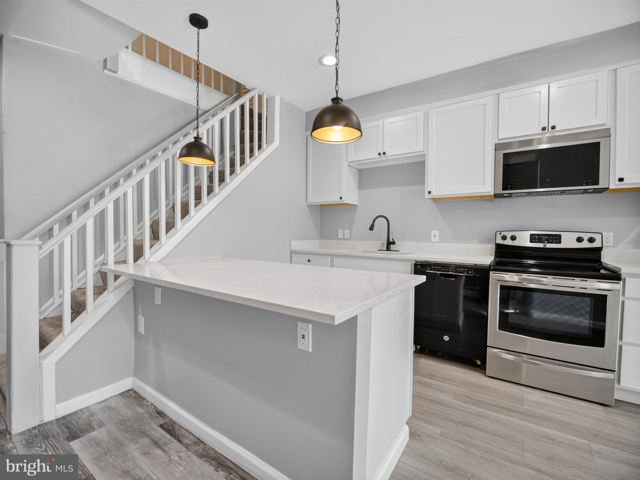 HOPKINS - Residential