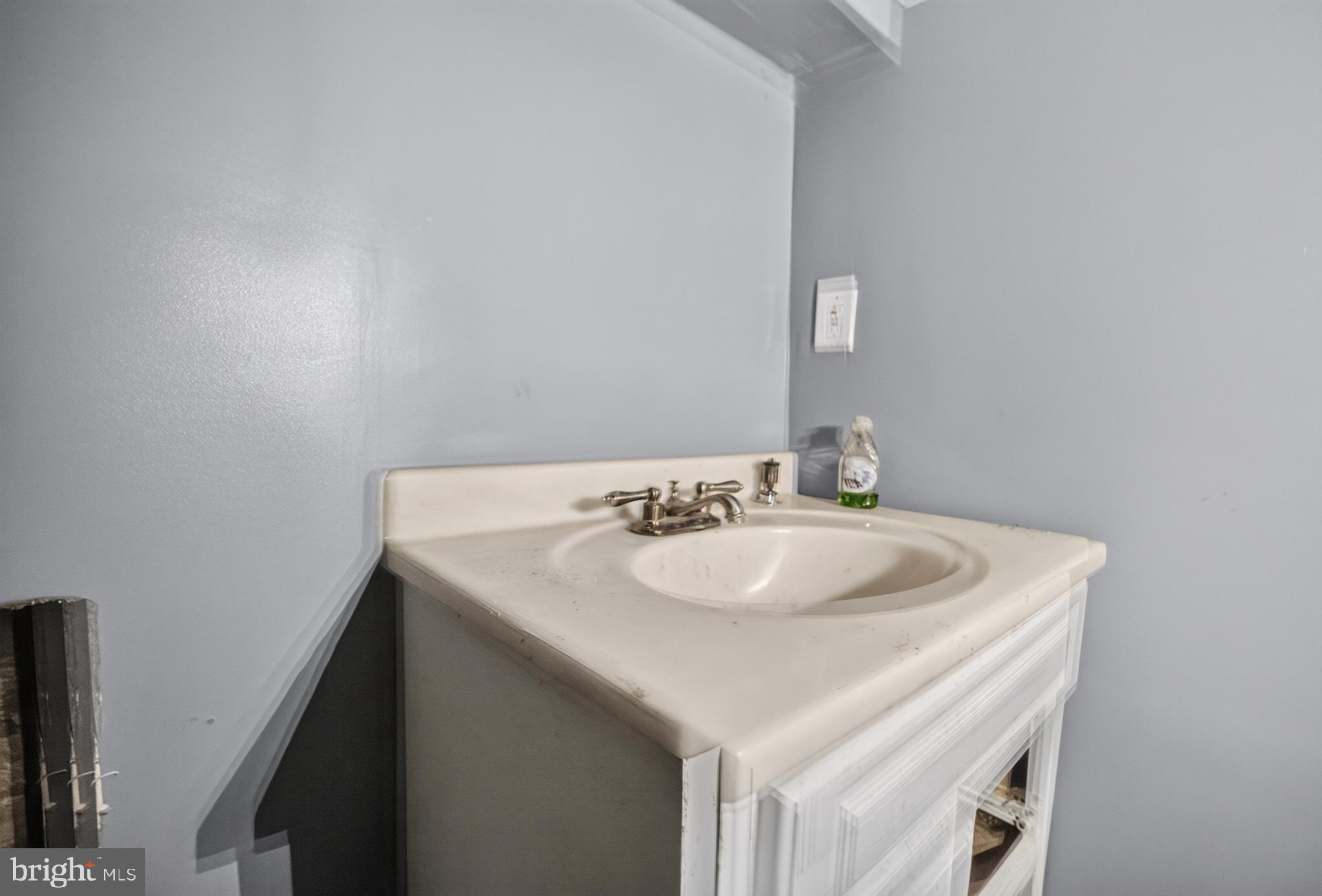 HOPKINS - Residential