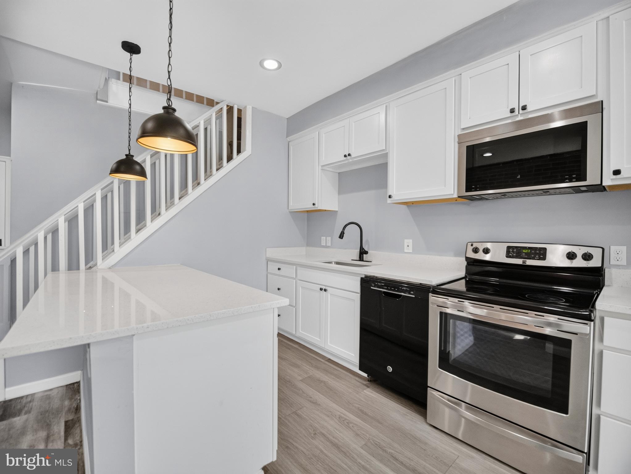 HOPKINS - Residential