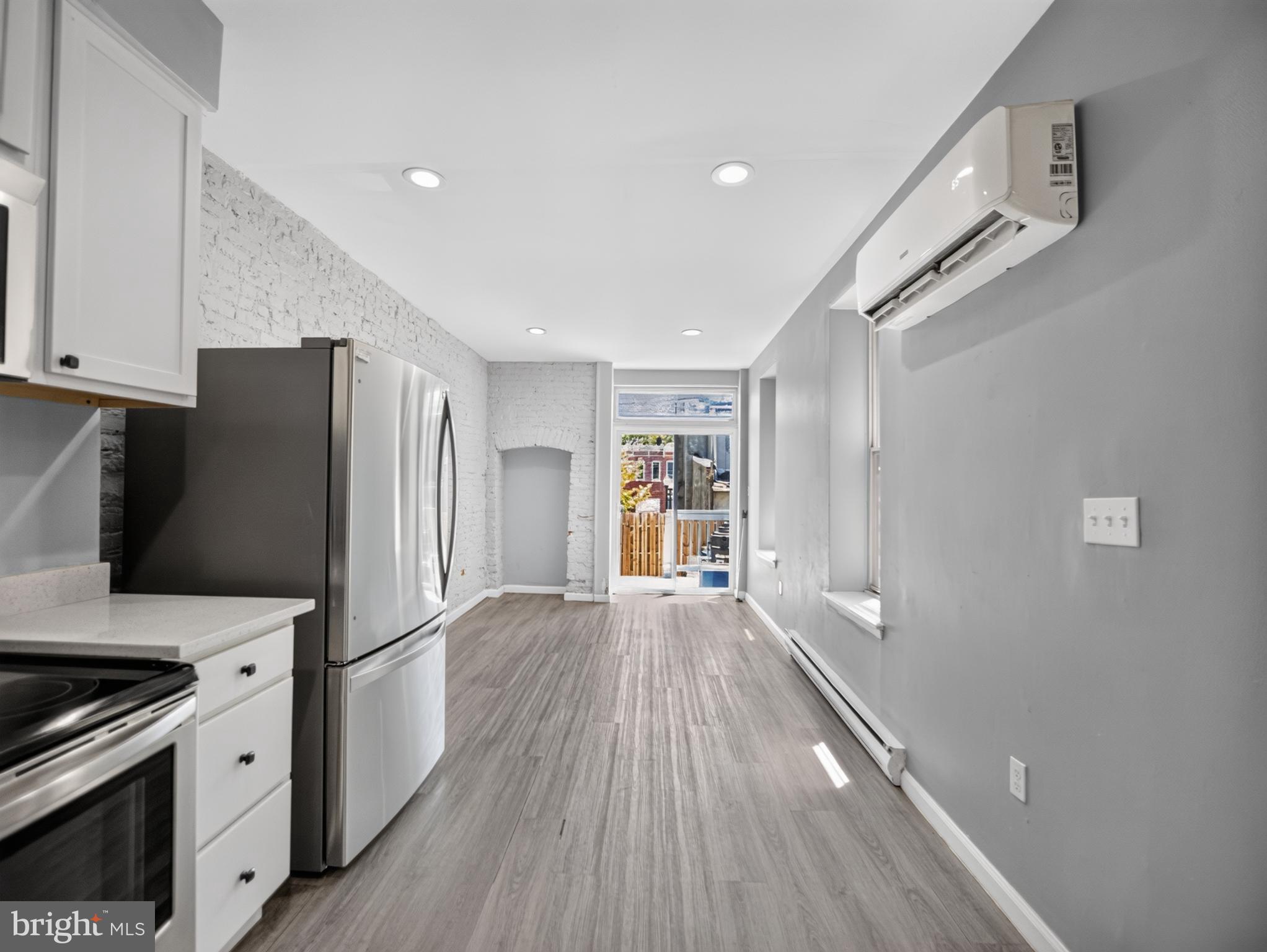 HOPKINS - Residential