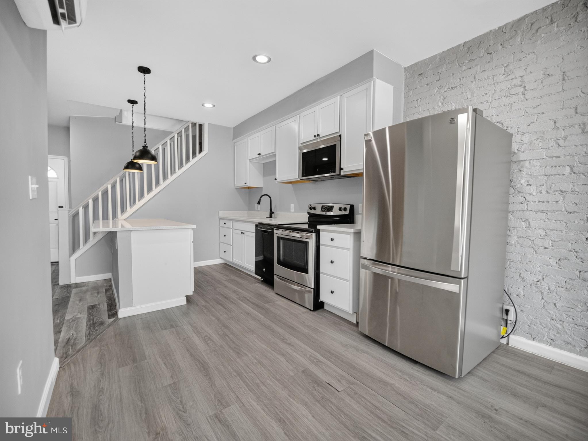 HOPKINS - Residential