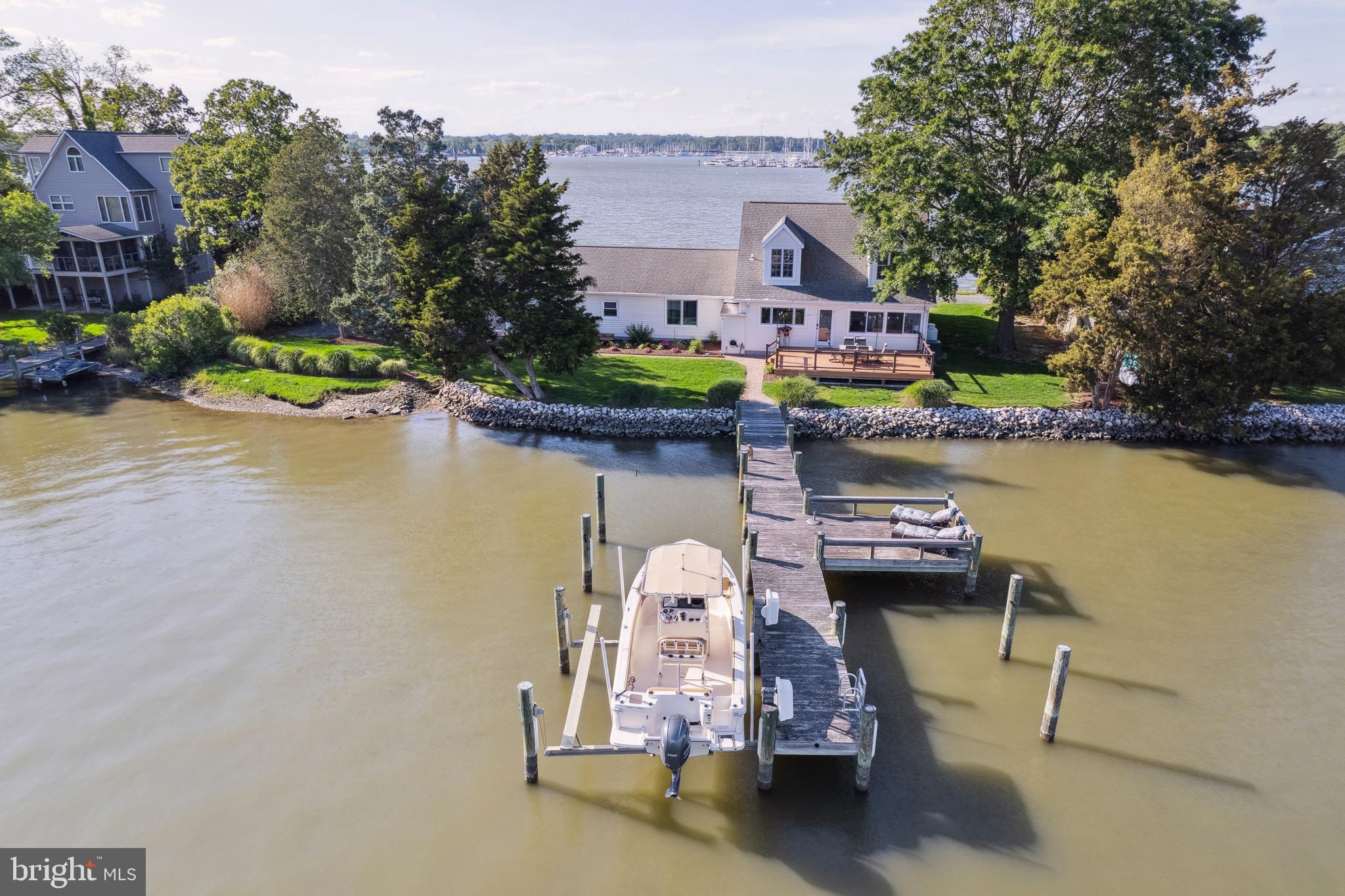 BACK BAY BEACH - Residential