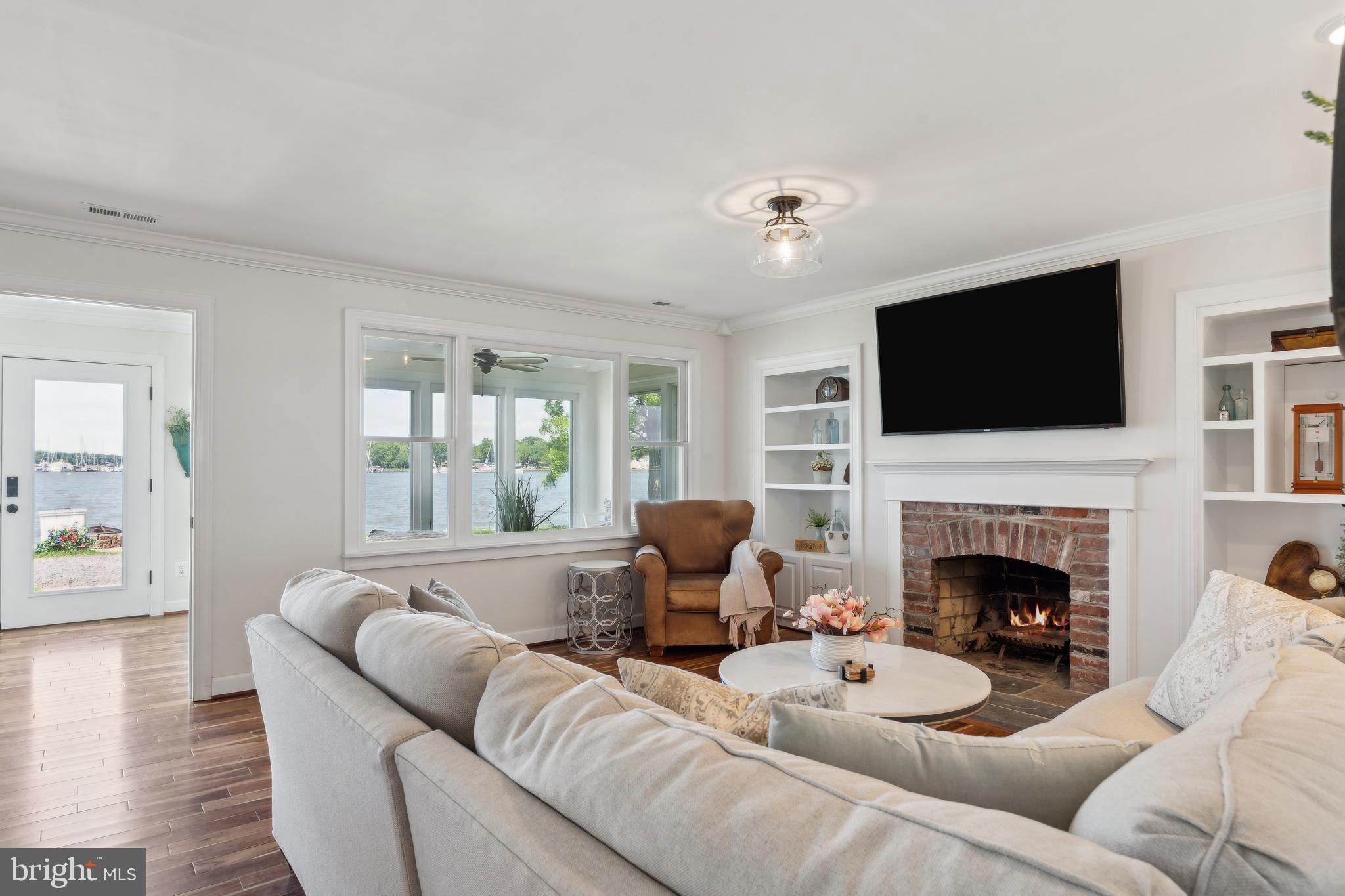 BACK BAY BEACH - Residential