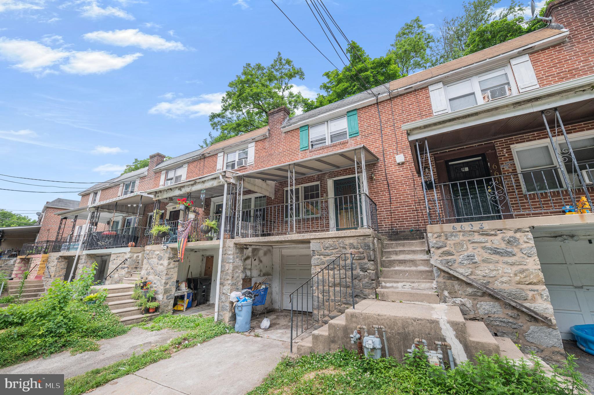 SUTTON TERR - Residential