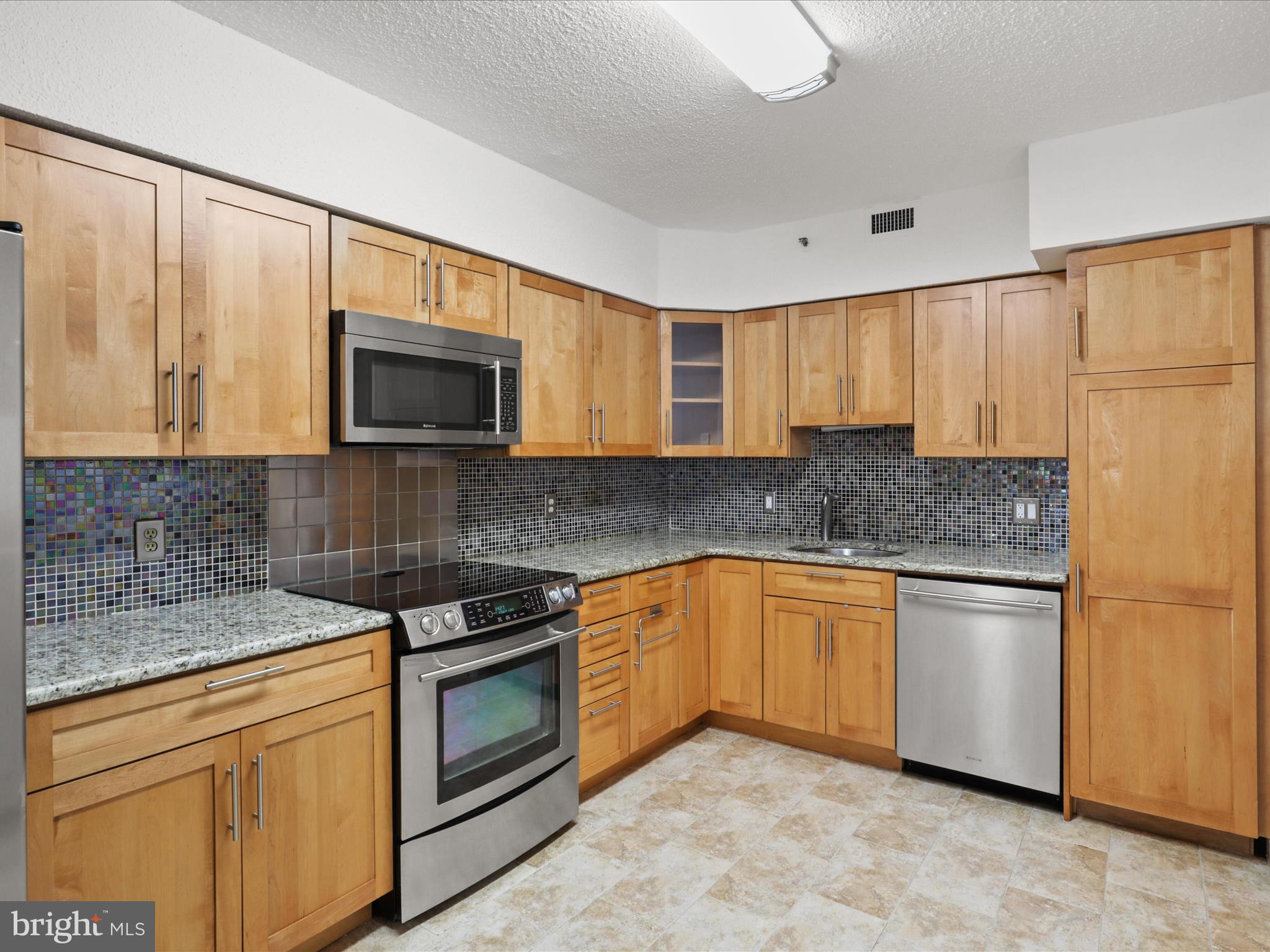 "BEDFORD" Model: the Unit is prof. painted to neutral color 'Crushed Ice' (Behr Marquee), ready to move in. Brand New honey comb cellular blinds throughout**Newer "CARRIER" HVAC (2018)**DECORA** Kitchen Cabinets**Jenn-Air SS Kitchen Appliances**Fully Remodeled Tiled Bathrooms** HIGH END "STJ" BRAZILIAN CHEERY 12 MM HWRD FLOORS throughout**HIGH QUALITY Tiled Kitchen Flooring**FRENCH DOORS** NEW LIGHT FIXTURES** Washer/Dryer, Verizon FIOS wired** Awesome location, Mins. from Shirlington, Crystal City, Old Town/Walking distance to the shopping center, restaurants, etc! Skyline Square is comprised of two 26-story residential towers. The residential units are spacious boasting generous room sizes, lots of roomy closets, in-unit laundry facilities, panoramic views, 24-hour security and front desk service plus garage parking. Skyline Square is right in the middle of it all! Located in Falls Church, Virginia, across the Potomac River from Washington DC, it is only 5 miles from the Pentagon and 7 miles from Reagan National Airport. In the heart of Northern Virginia, it offers a convenient lifestyle in a serene surrounding. Envisioned by developer Charles E. Smith in the early 1970s Skyline, situated in the historic Bailey's Crossroads section of Falls Church, offers a total living environment with places to eat, shop, work, play and reside - all within an easy distance from your front door. Skyline Square is just minutes away from the Tyson's Corner, Ballston Commons and Landmark shopping malls, Metro stations and all major transportation arteries. Enjoy an easy commute to DC, the Pentagon and all points in Northern Virginia.