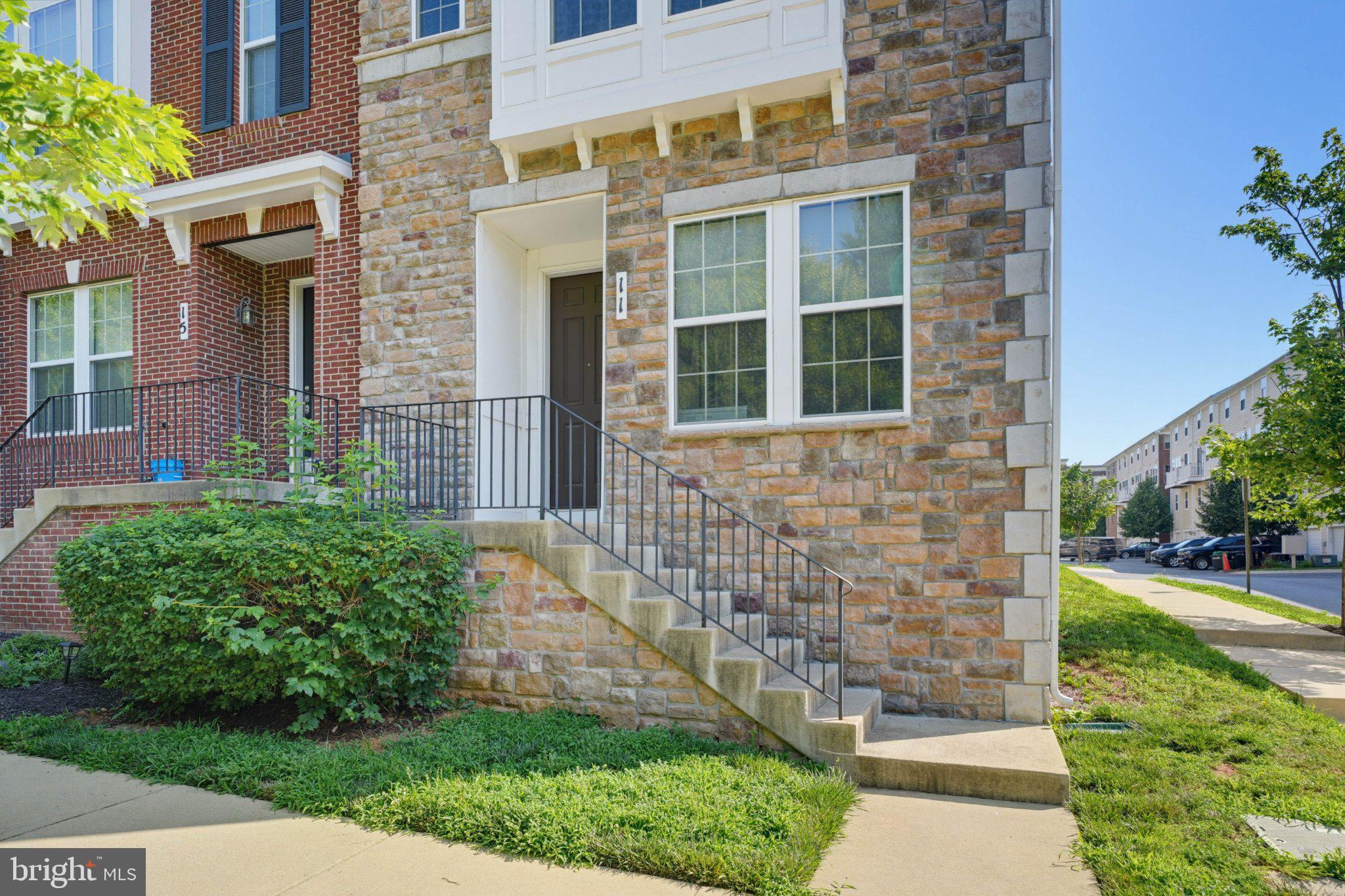 SUMMIT HALL RESERVE - Residential