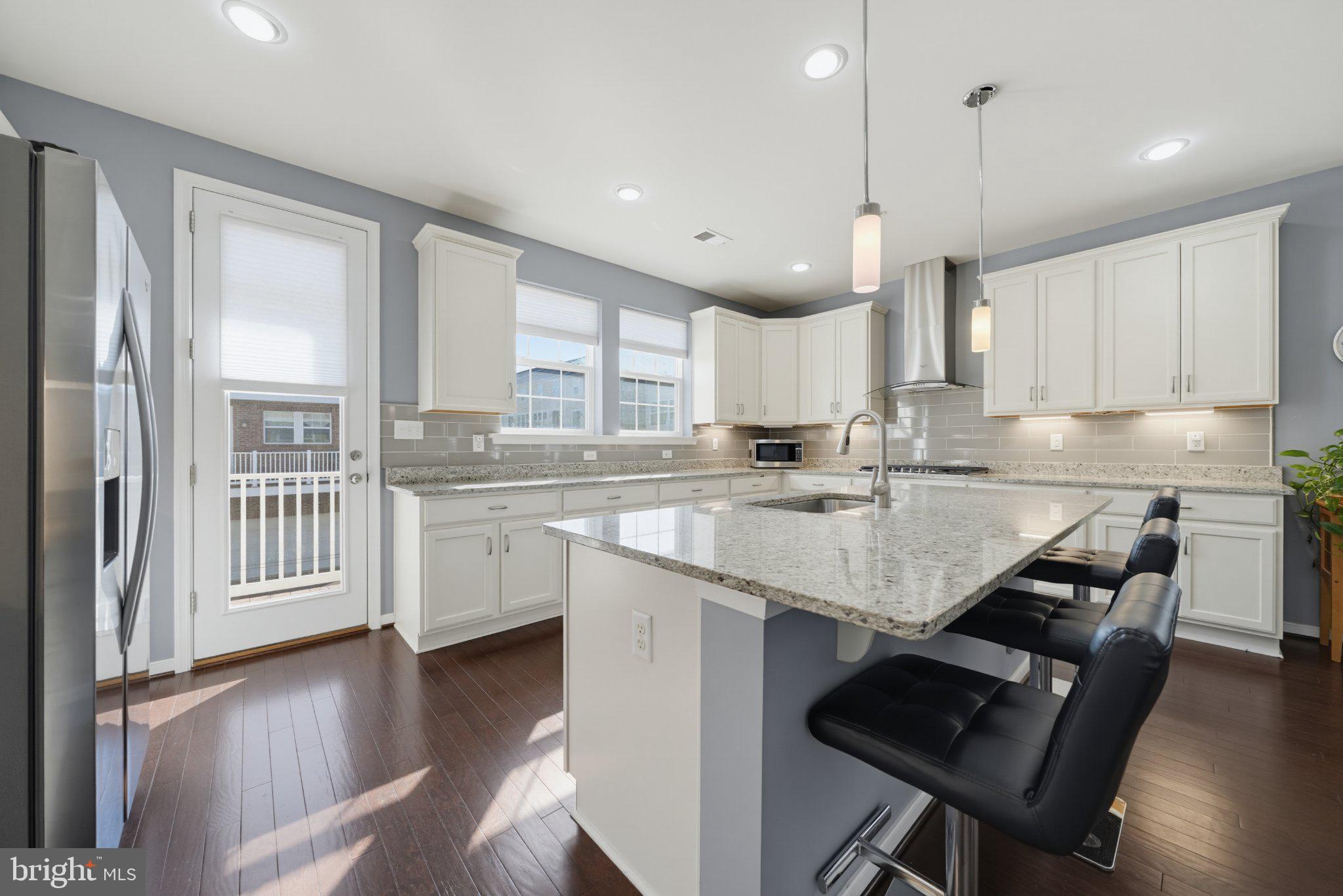 SUMMIT HALL RESERVE - Residential