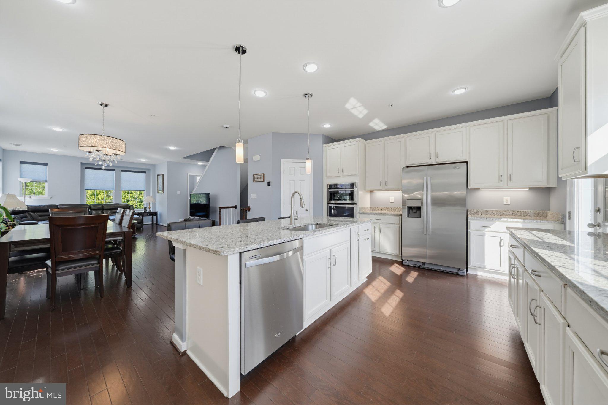 SUMMIT HALL RESERVE - Residential