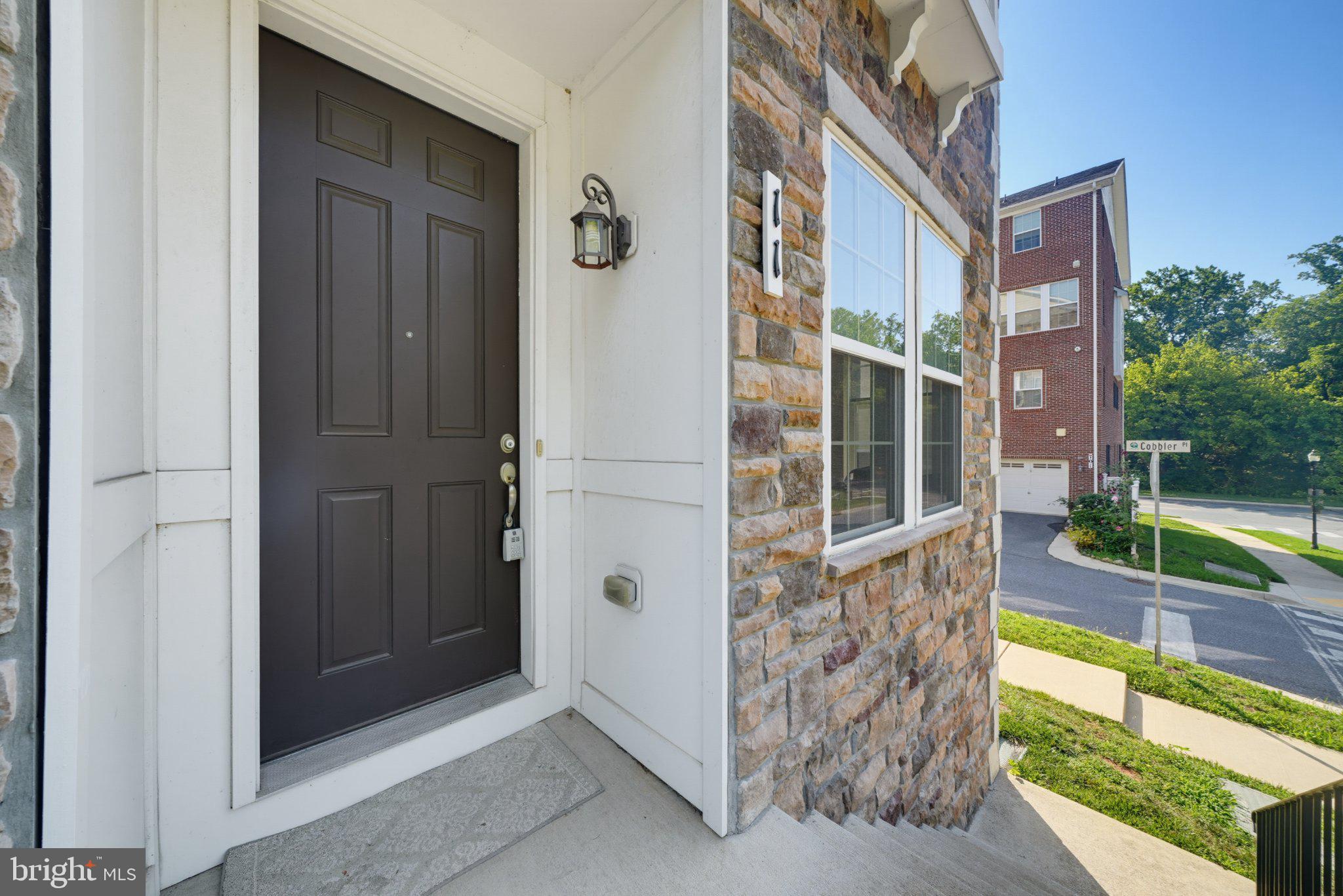 SUMMIT HALL RESERVE - Residential