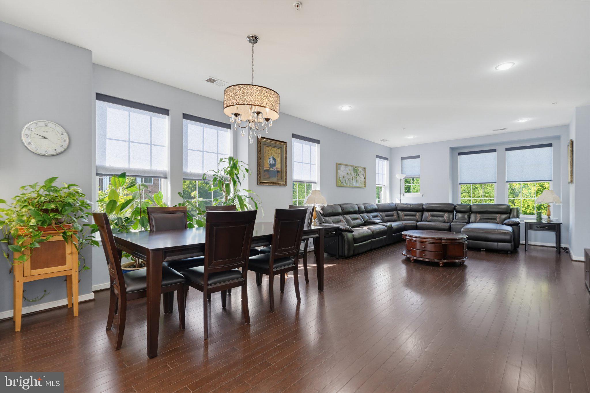 SUMMIT HALL RESERVE - Residential