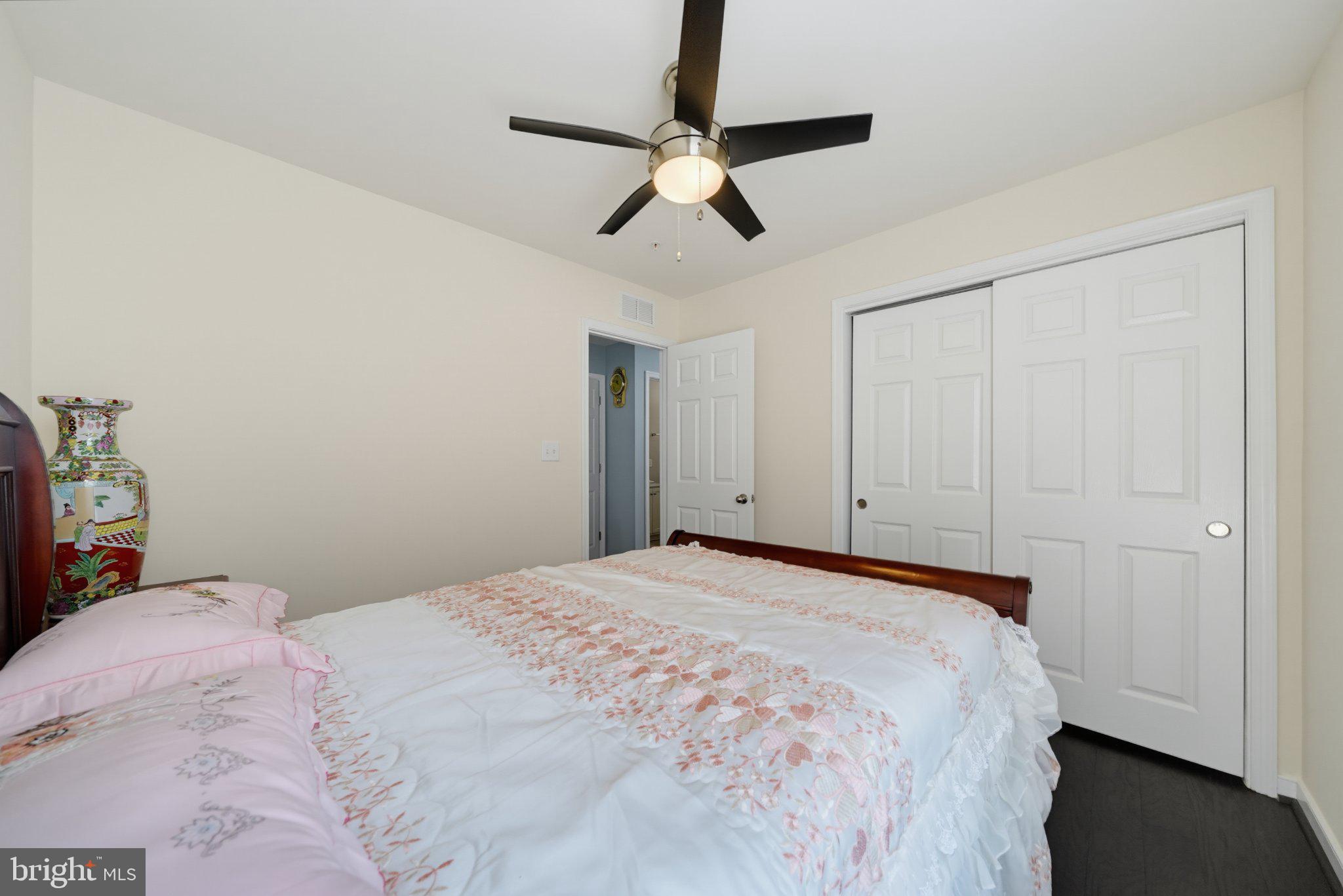 SUMMIT HALL RESERVE - Residential