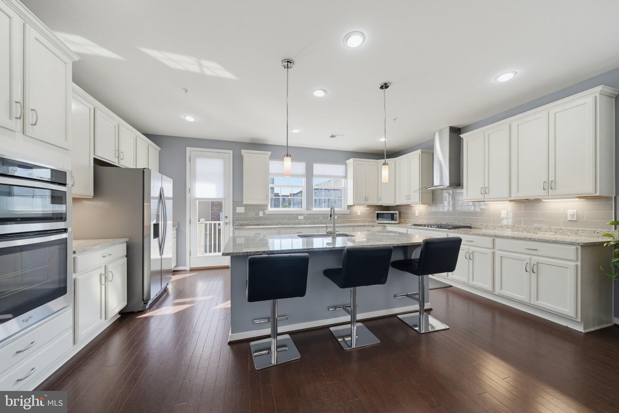 SUMMIT HALL RESERVE - Residential