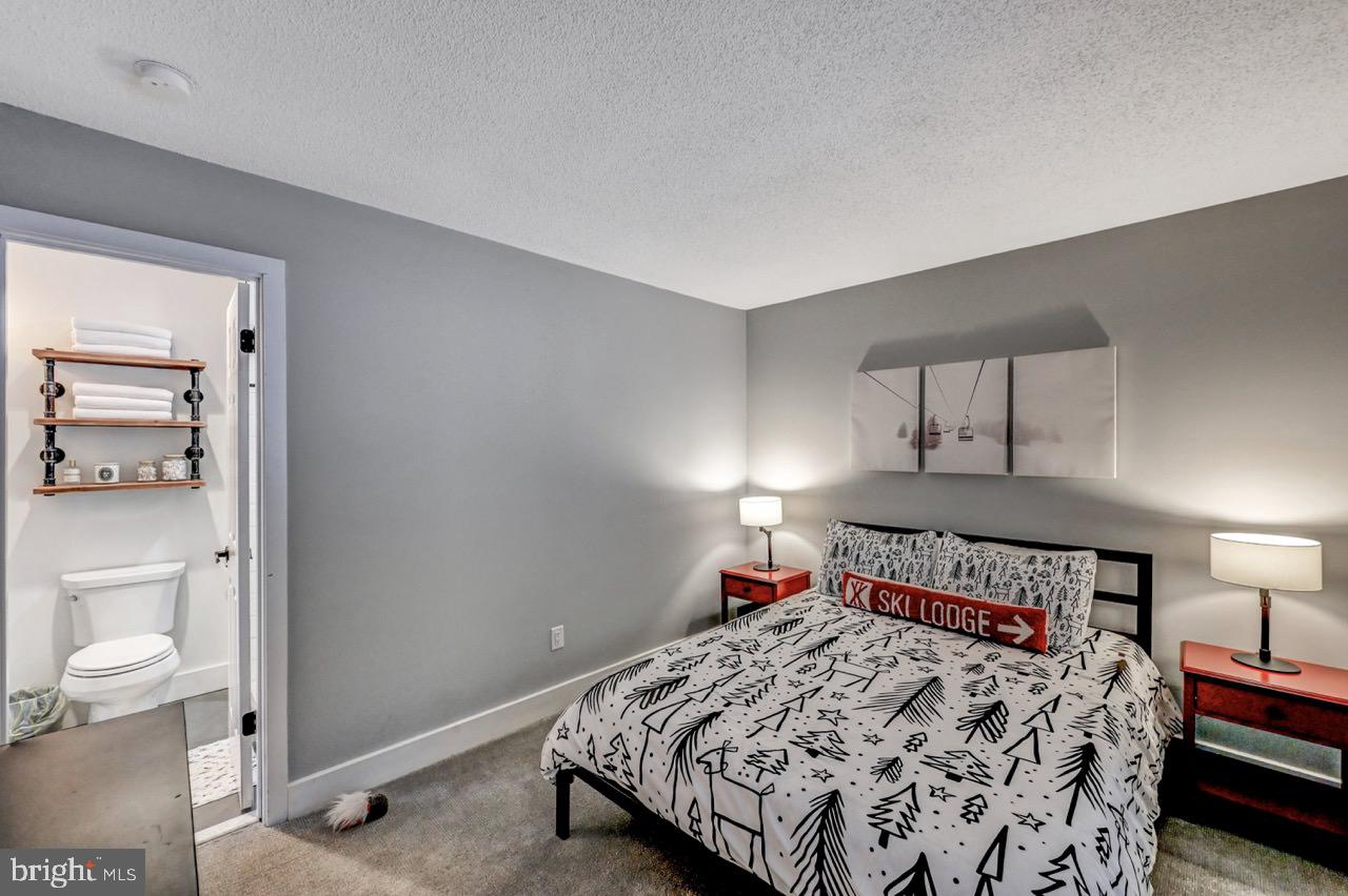 SNOW RIDGE VILLAGE - Residential
