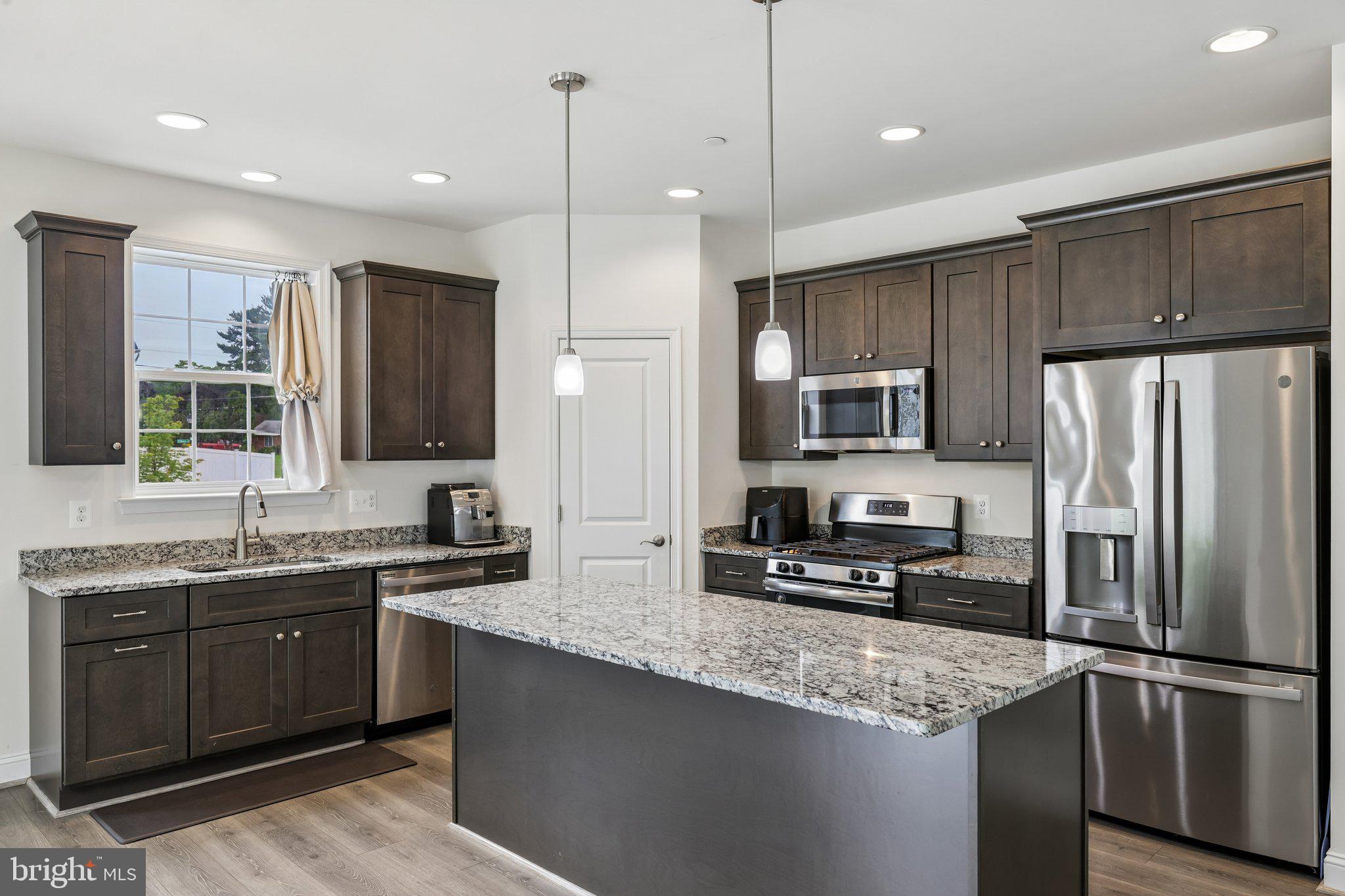 REECEWOOD ESTATES - Residential