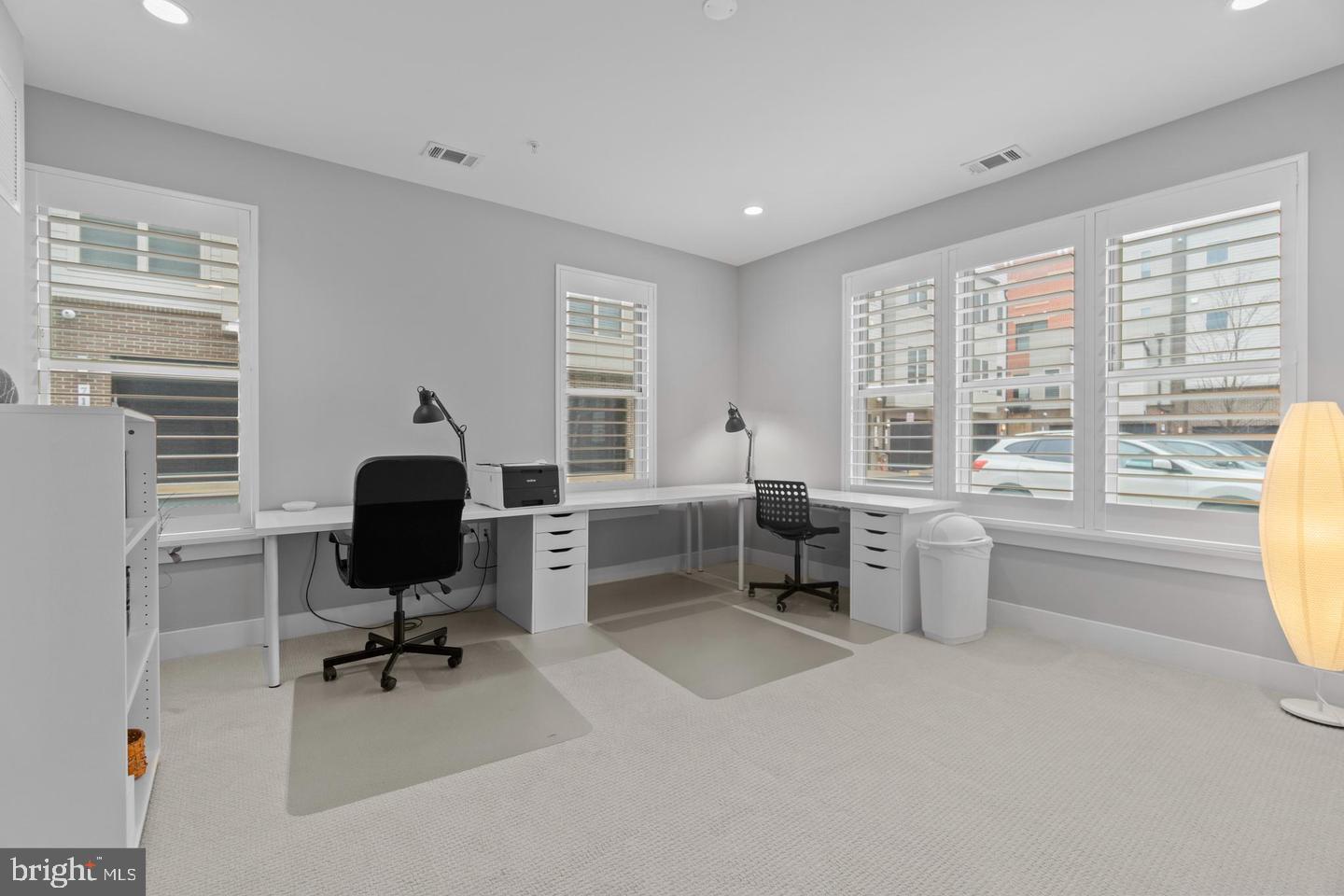 JUNCTION SQUARE - Residential