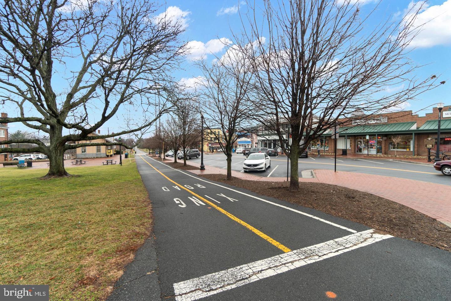 JUNCTION SQUARE - Residential