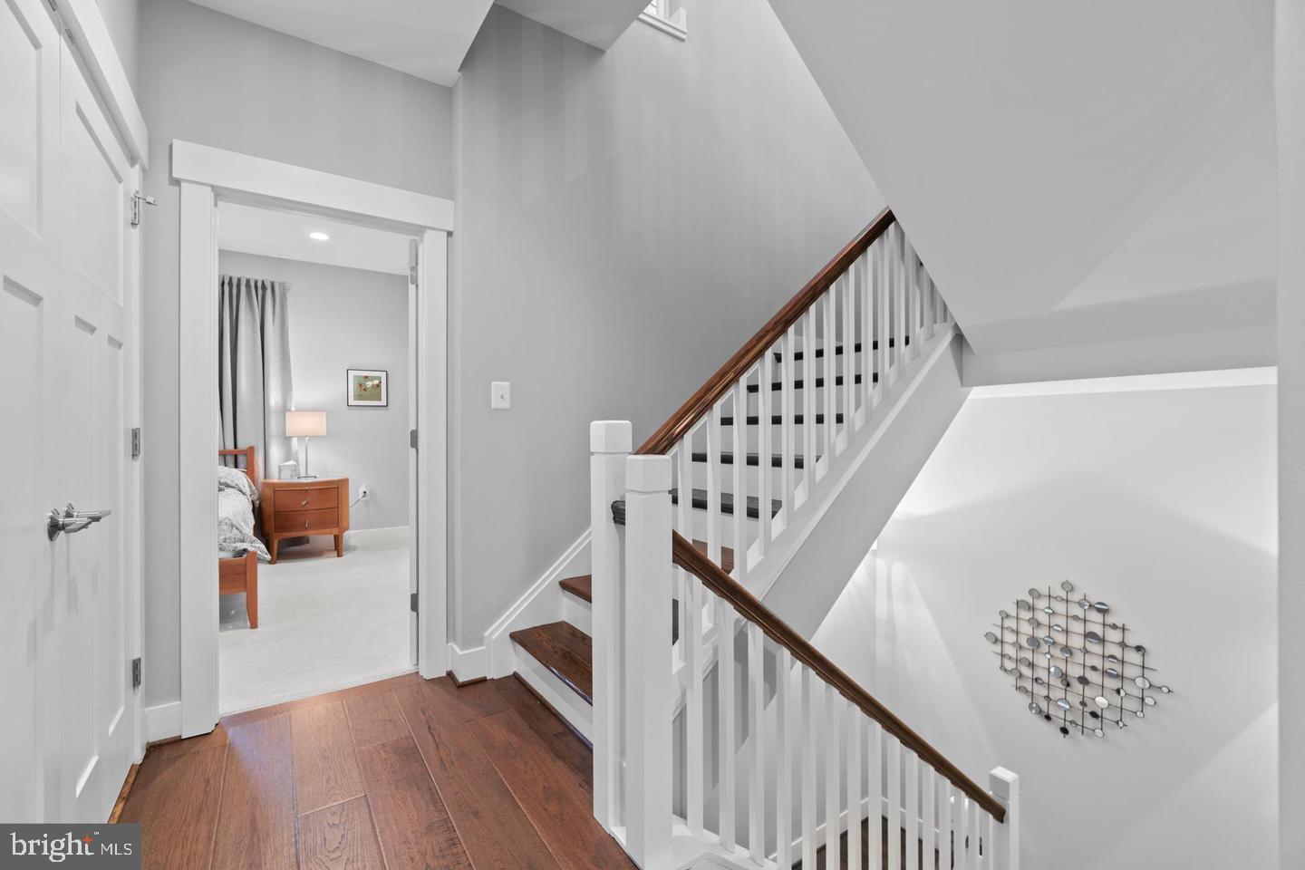 JUNCTION SQUARE - Residential