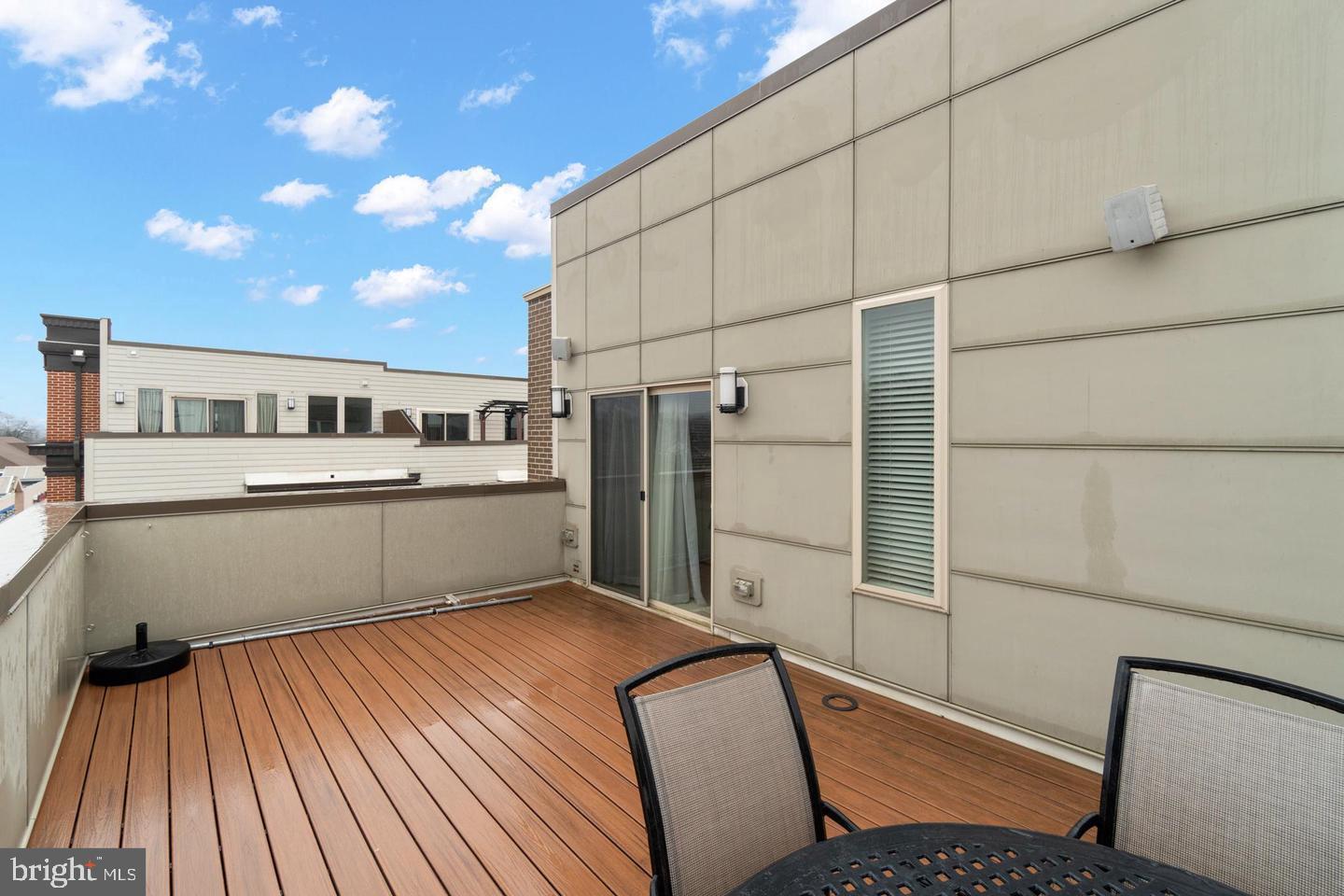 JUNCTION SQUARE - Residential