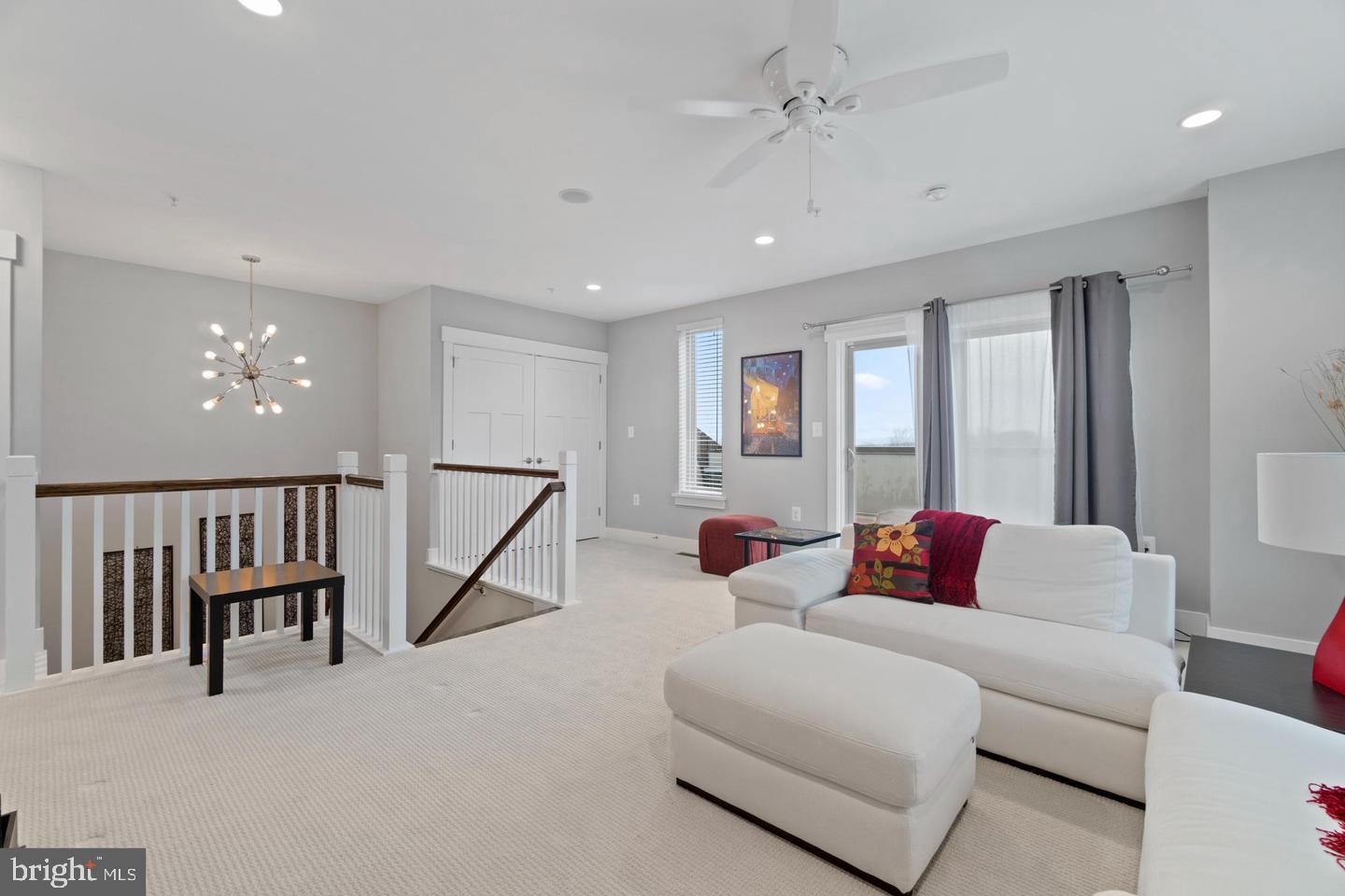 JUNCTION SQUARE - Residential