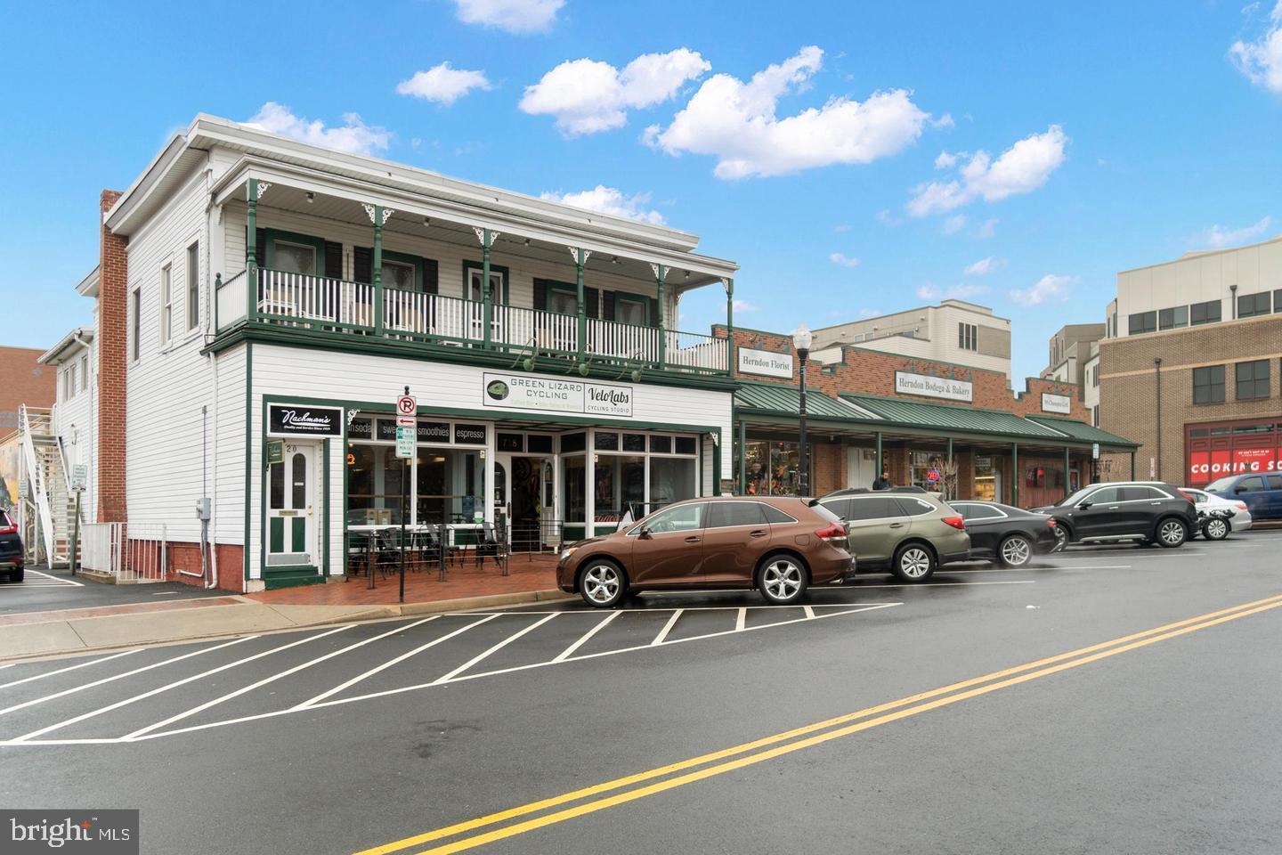 JUNCTION SQUARE - Residential