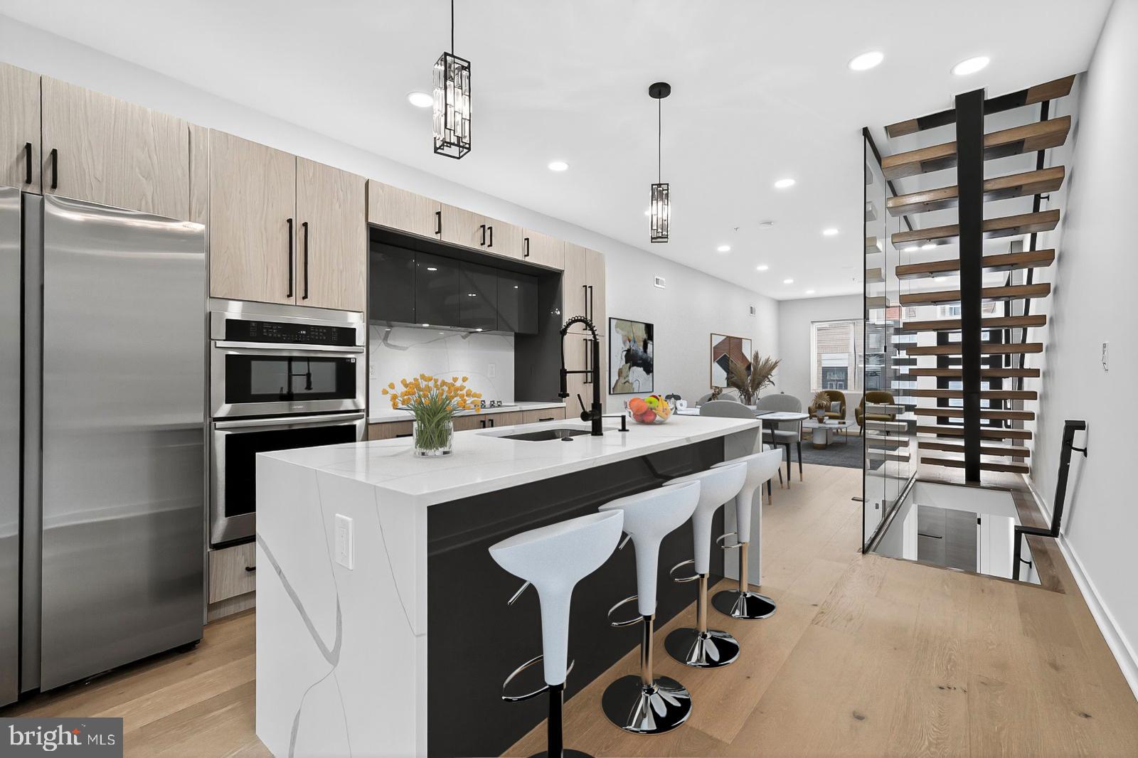 POINT BREEZE - Residential