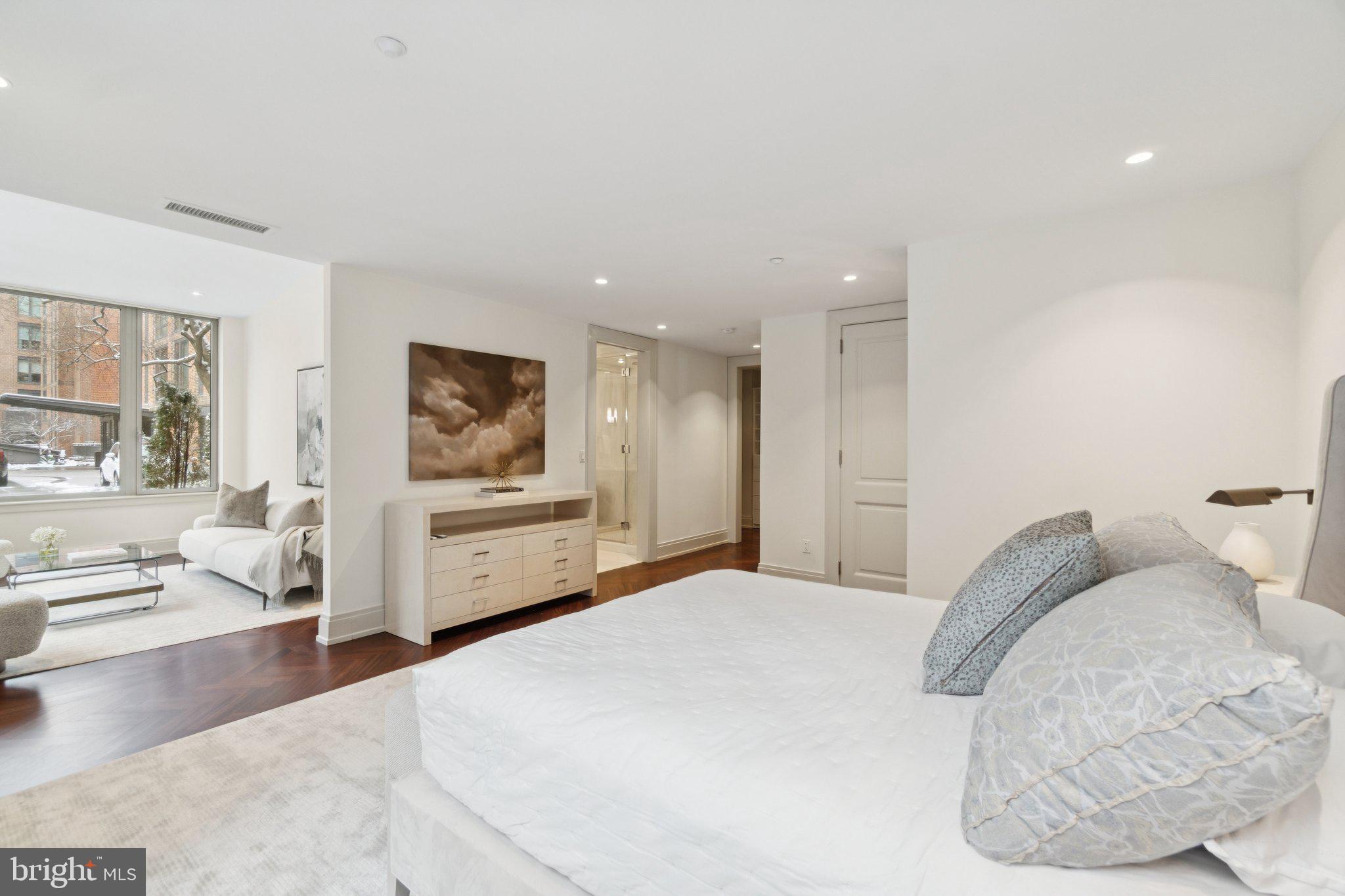 GEORGETOWN - Residential