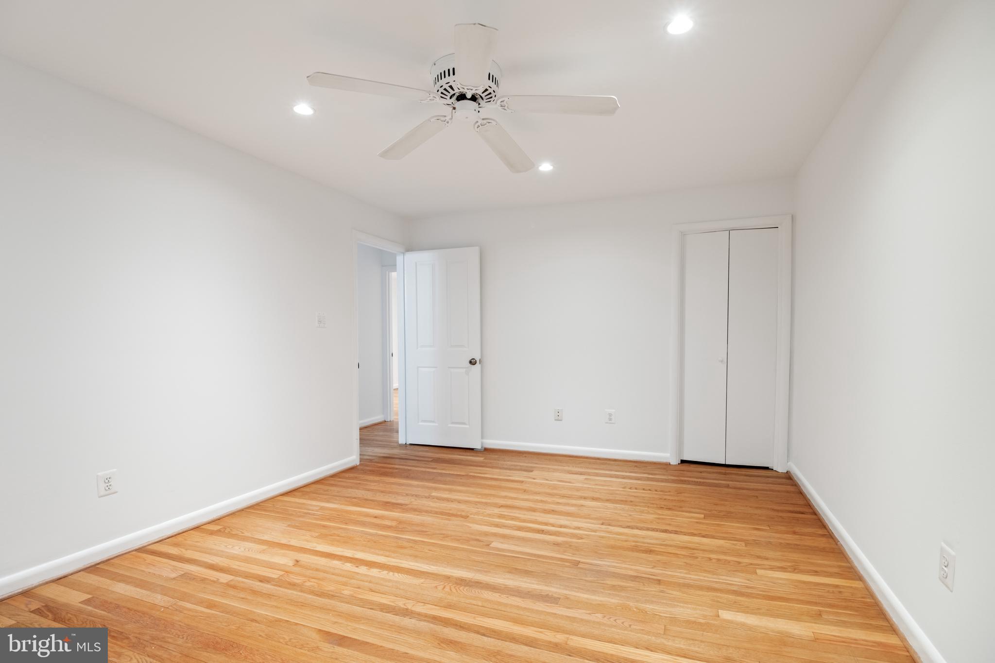KENSINGTON HEIGHTS - Residential