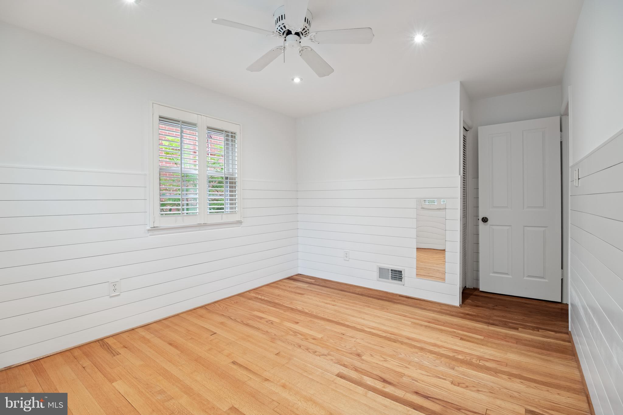 KENSINGTON HEIGHTS - Residential