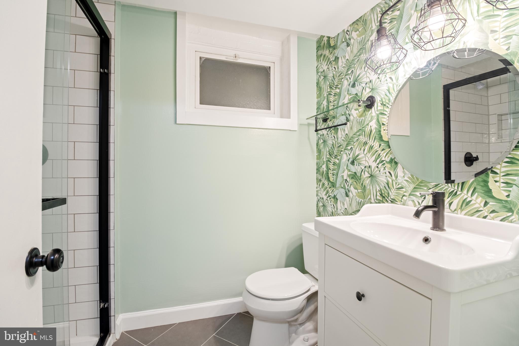 KENSINGTON HEIGHTS - Residential