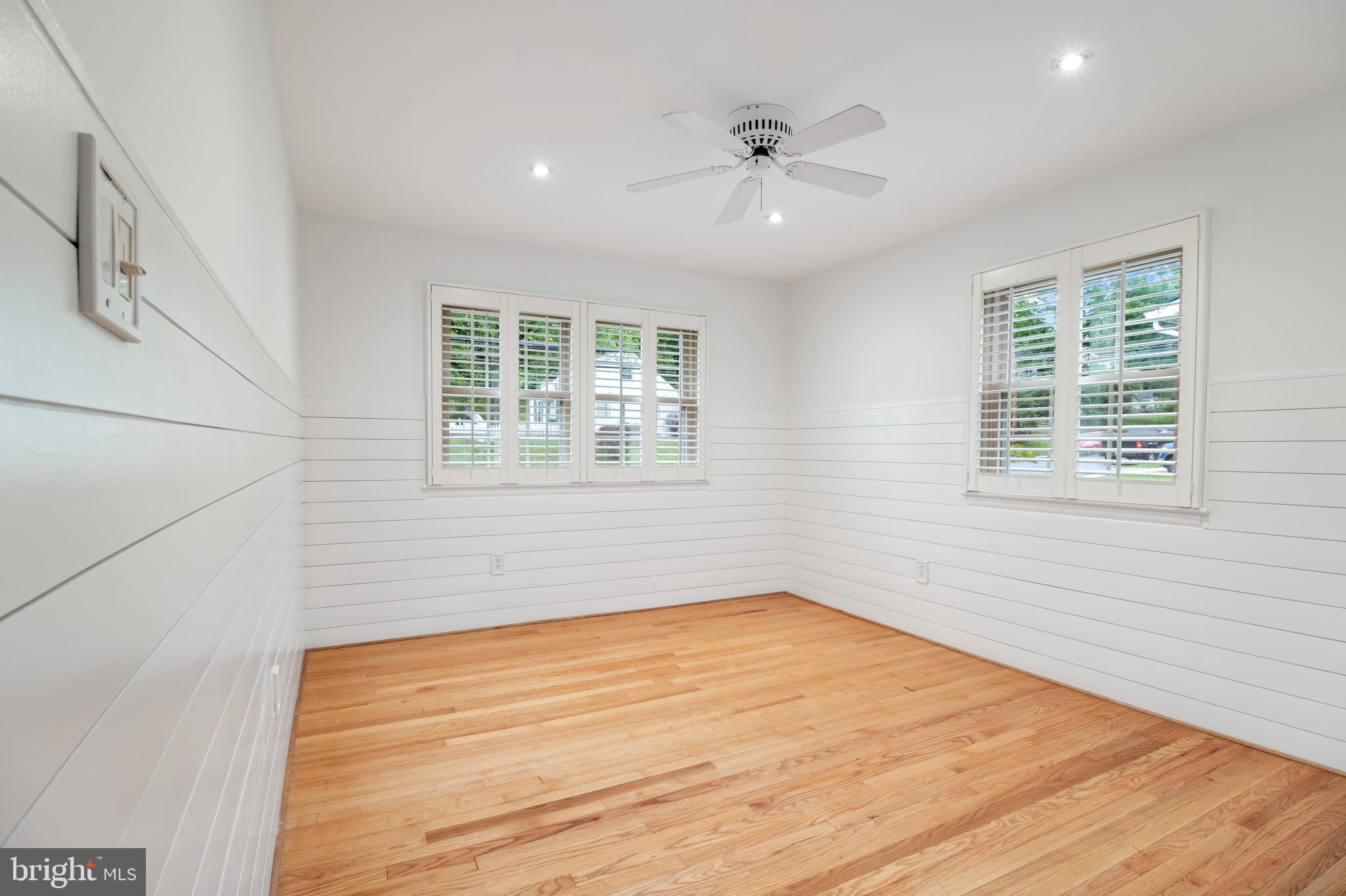 KENSINGTON HEIGHTS - Residential