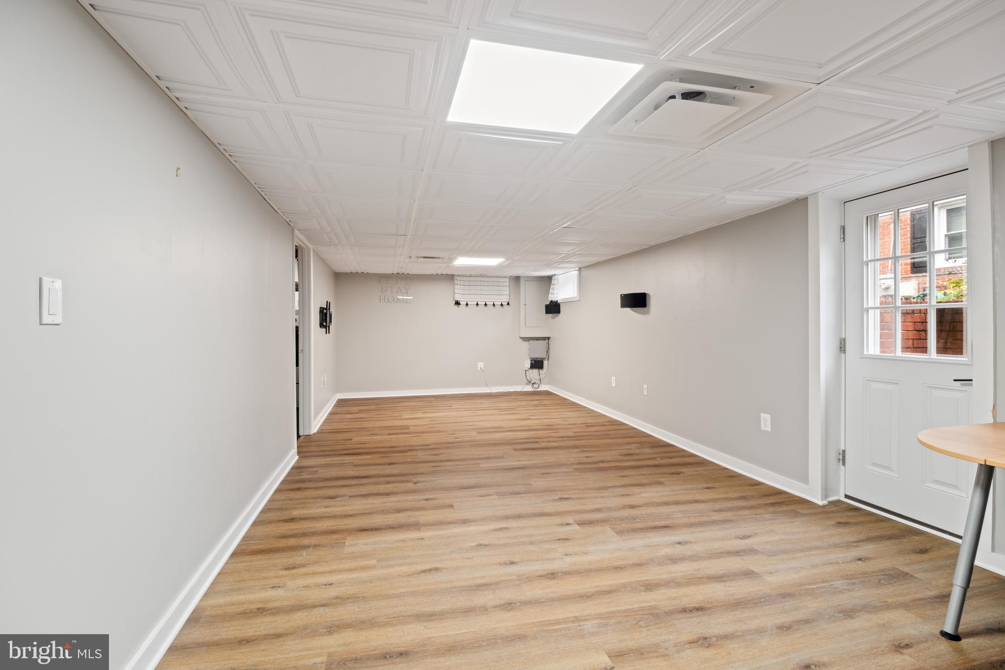 KENSINGTON HEIGHTS - Residential