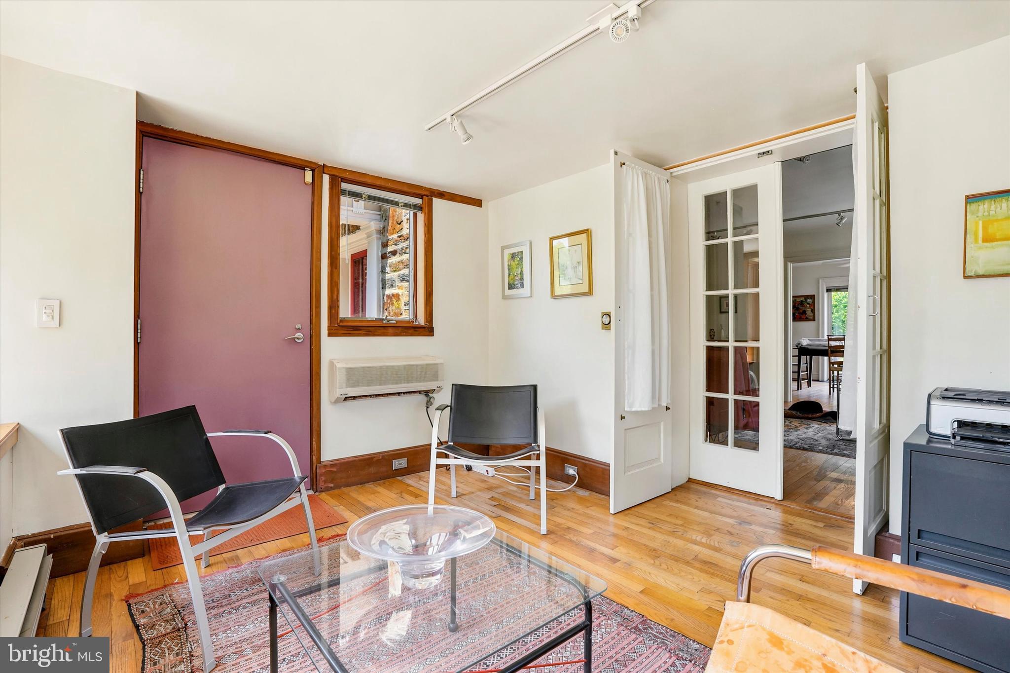 ELKINS PARK - Residential