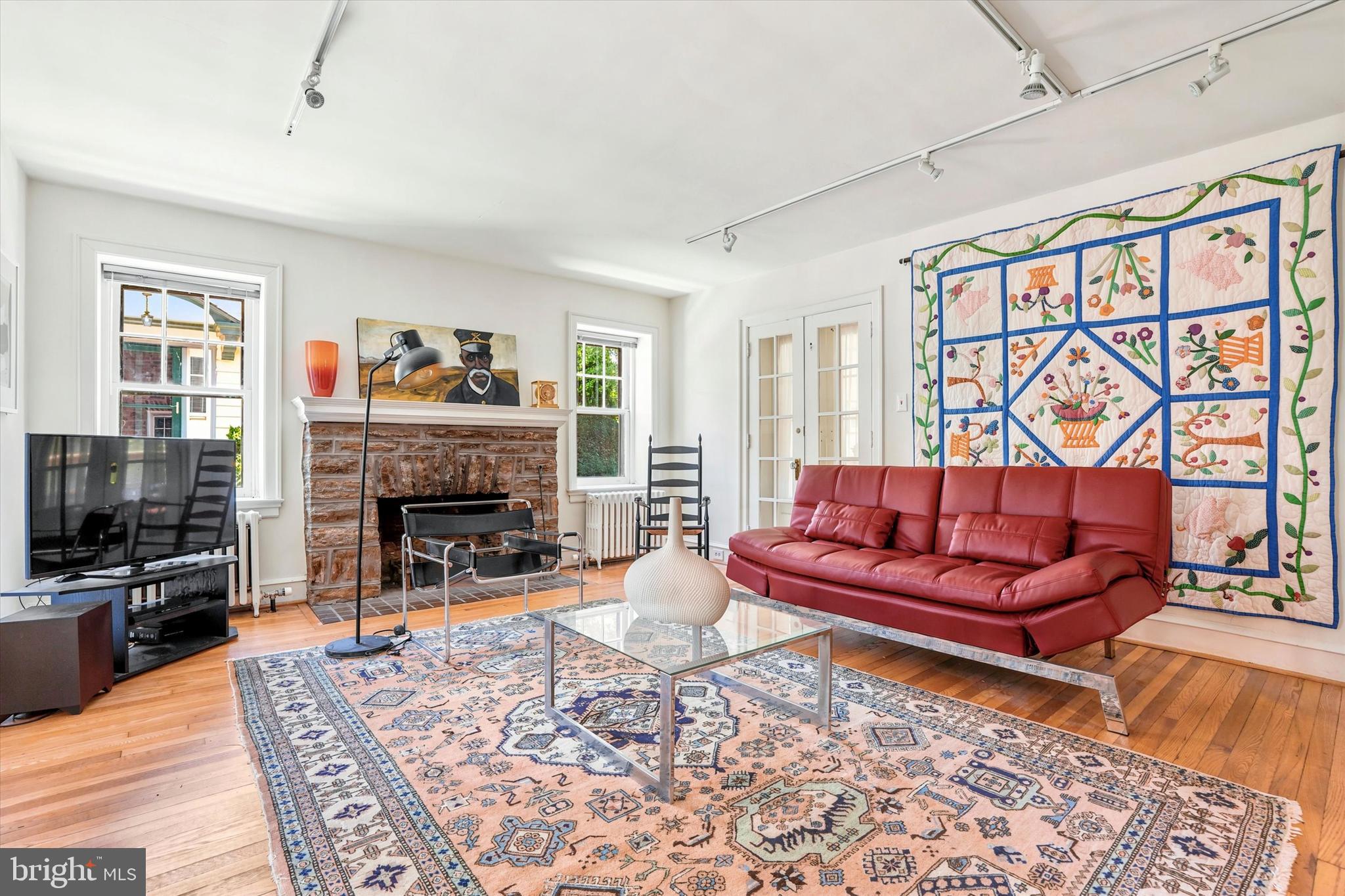 ELKINS PARK - Residential