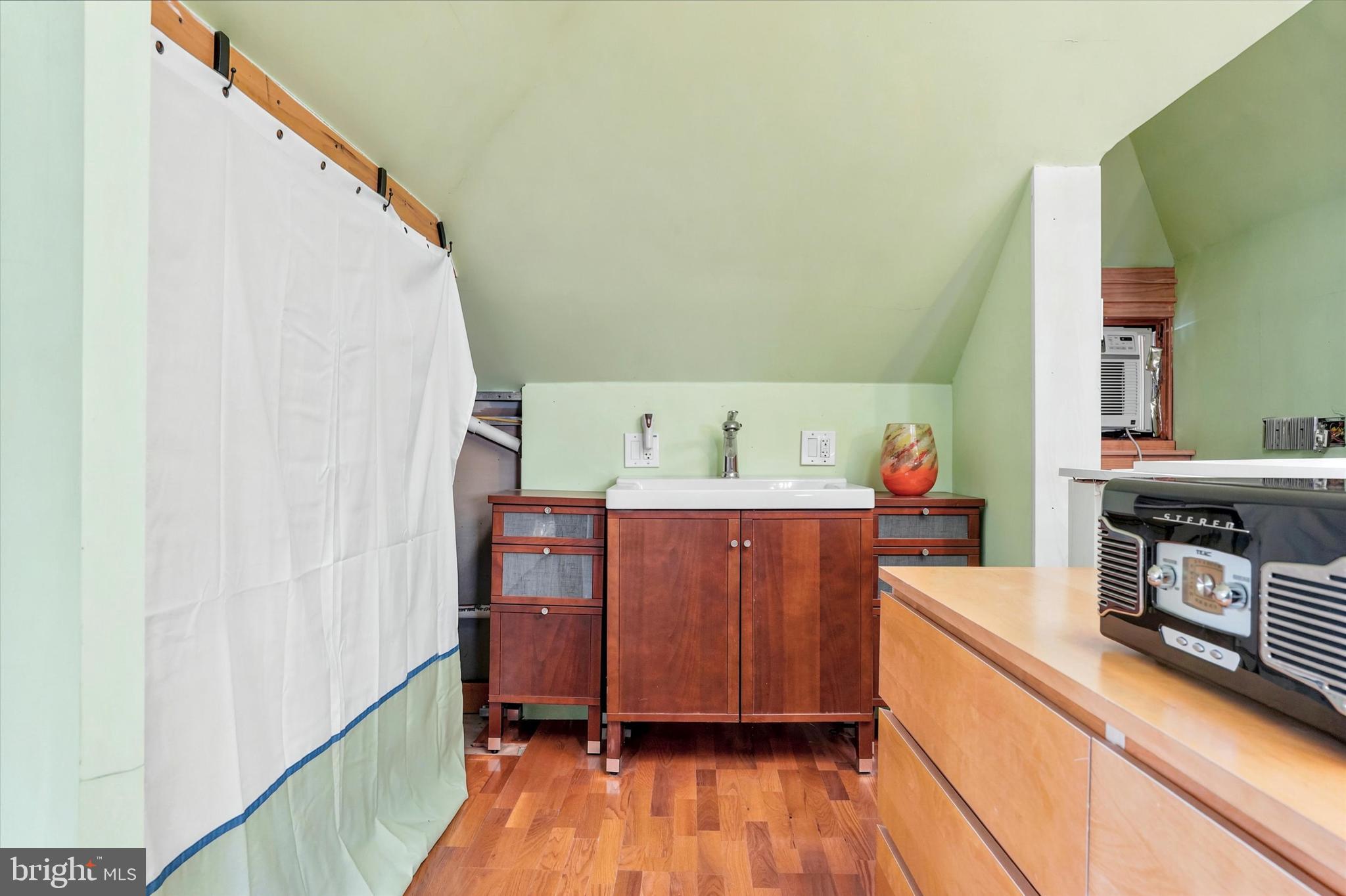 ELKINS PARK - Residential