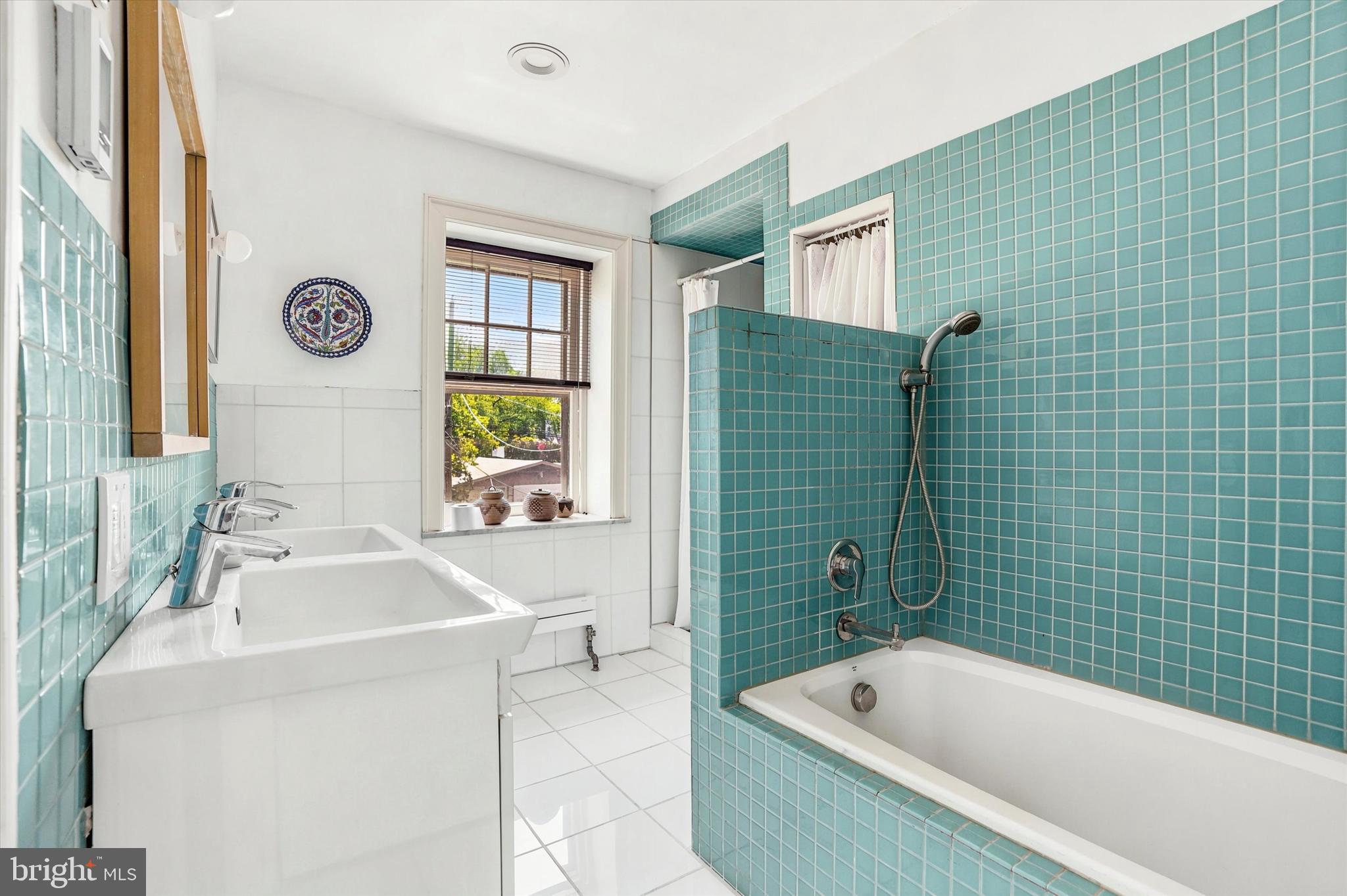 ELKINS PARK - Residential