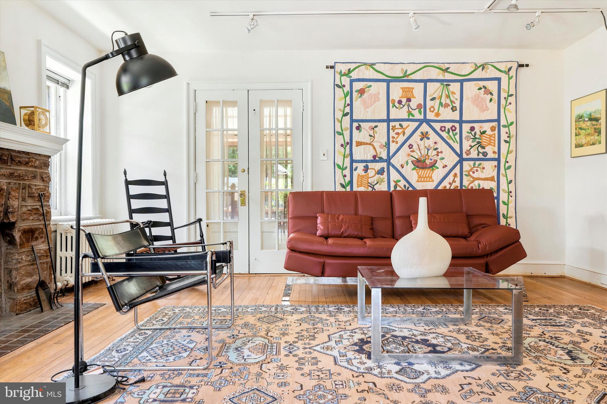 ELKINS PARK - Residential