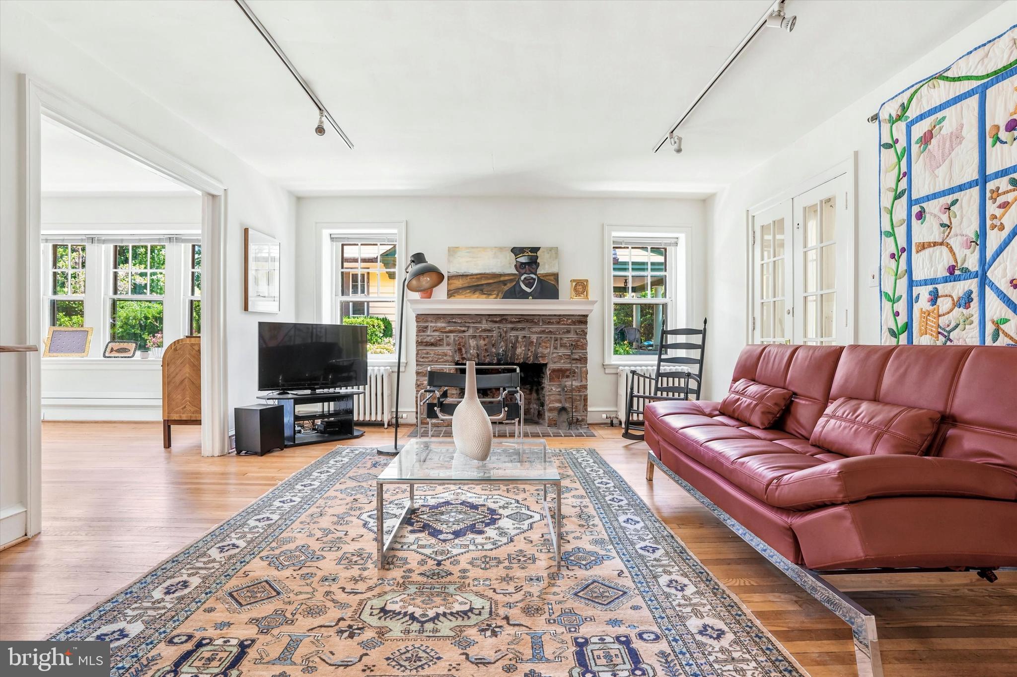 ELKINS PARK - Residential