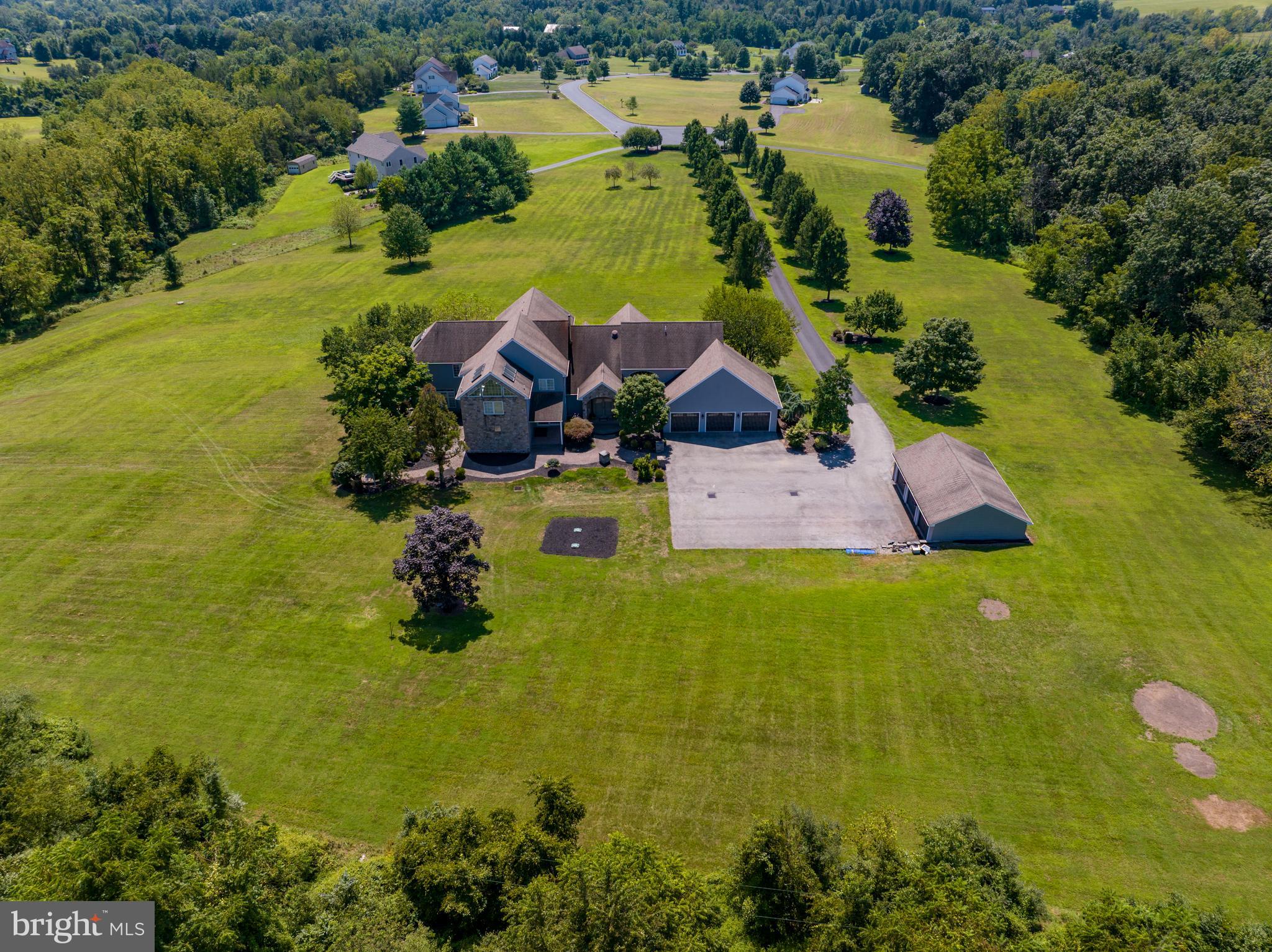 FOX HOLLOW - Residential